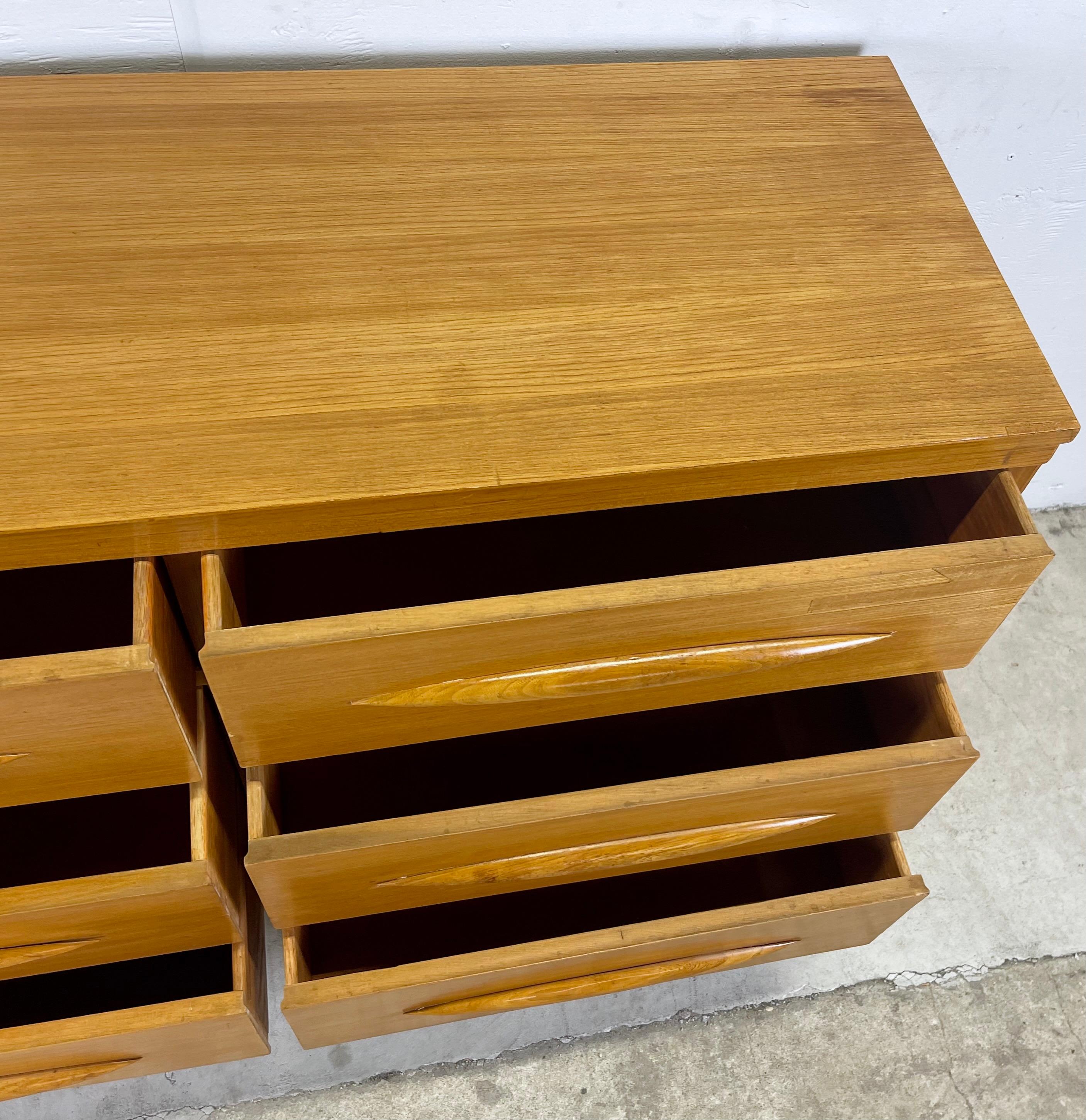 Mid-Century Modern Six Drawer Dresser 6