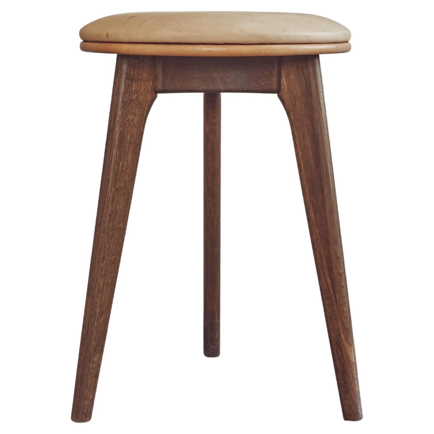 Mid-Century modern SJ.08 stool by Erik Buck. New edition