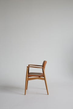 Chaise capitaine SJ.67, moderne du milieu du siècle dernier, d'Erik Buck. New edition