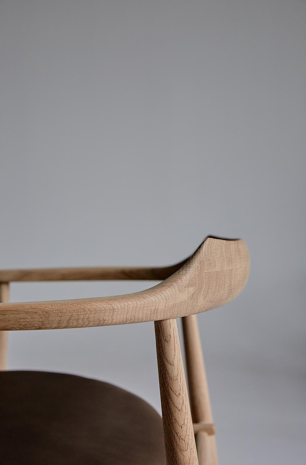 Mid-Century modern SJ.750 OVAL chair by Arne Wahl Iversen. New edition For Sale 6