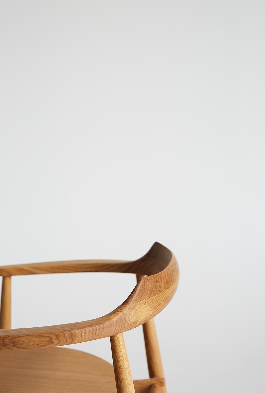 Mid-Century modern SJ.750 OVAL chair by Arne Wahl Iversen. New edition For Sale 2