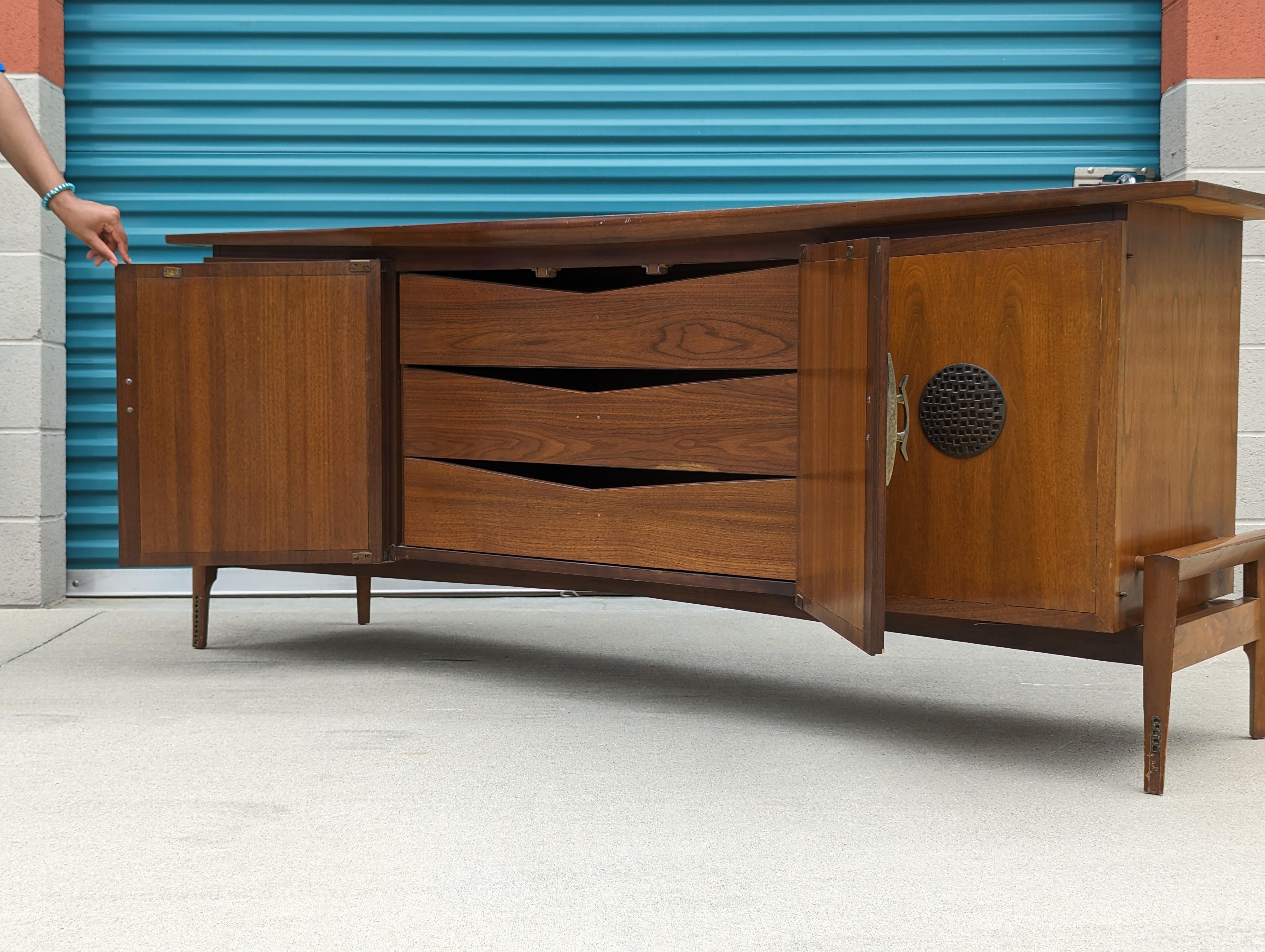 Mid Century Modern Skeletal Credenza by Helen Hobey Baker, C1960s In Good Condition For Sale In Chino Hills, CA