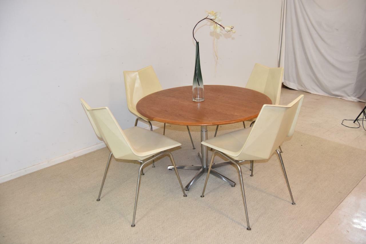 Mid-Century Modern Skovmand & Andersen Denmark Teak Round Table Adjustable 4