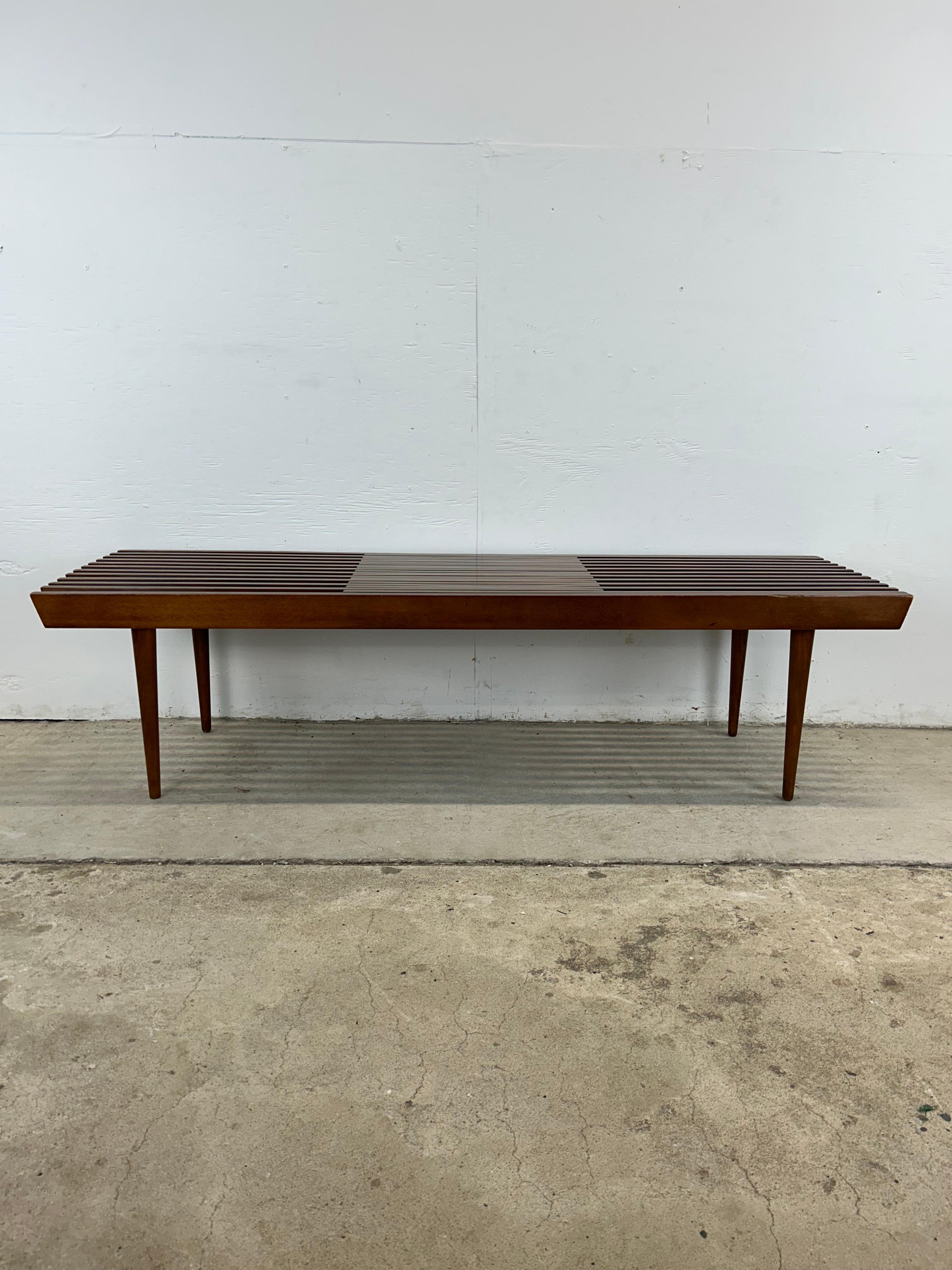 Table basse à lattes moderne du milieu du siècle dernier à la manière de Adrian Pearsall en vente 9