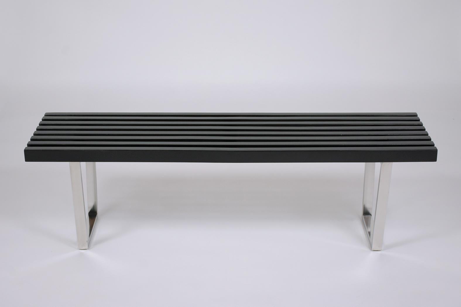 Mid Century Modern Slatted Bench In Good Condition In Los Angeles, CA