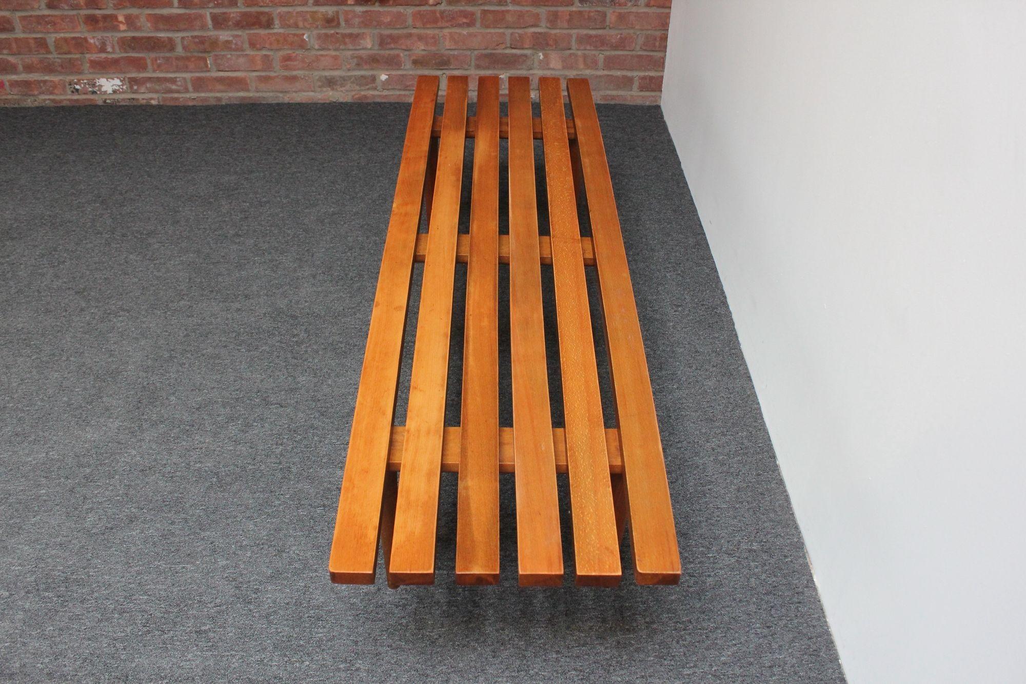Mid-Century Modern Slat Oak Bench / Coffee Table with Tapered Legs and Cushion For Sale 3