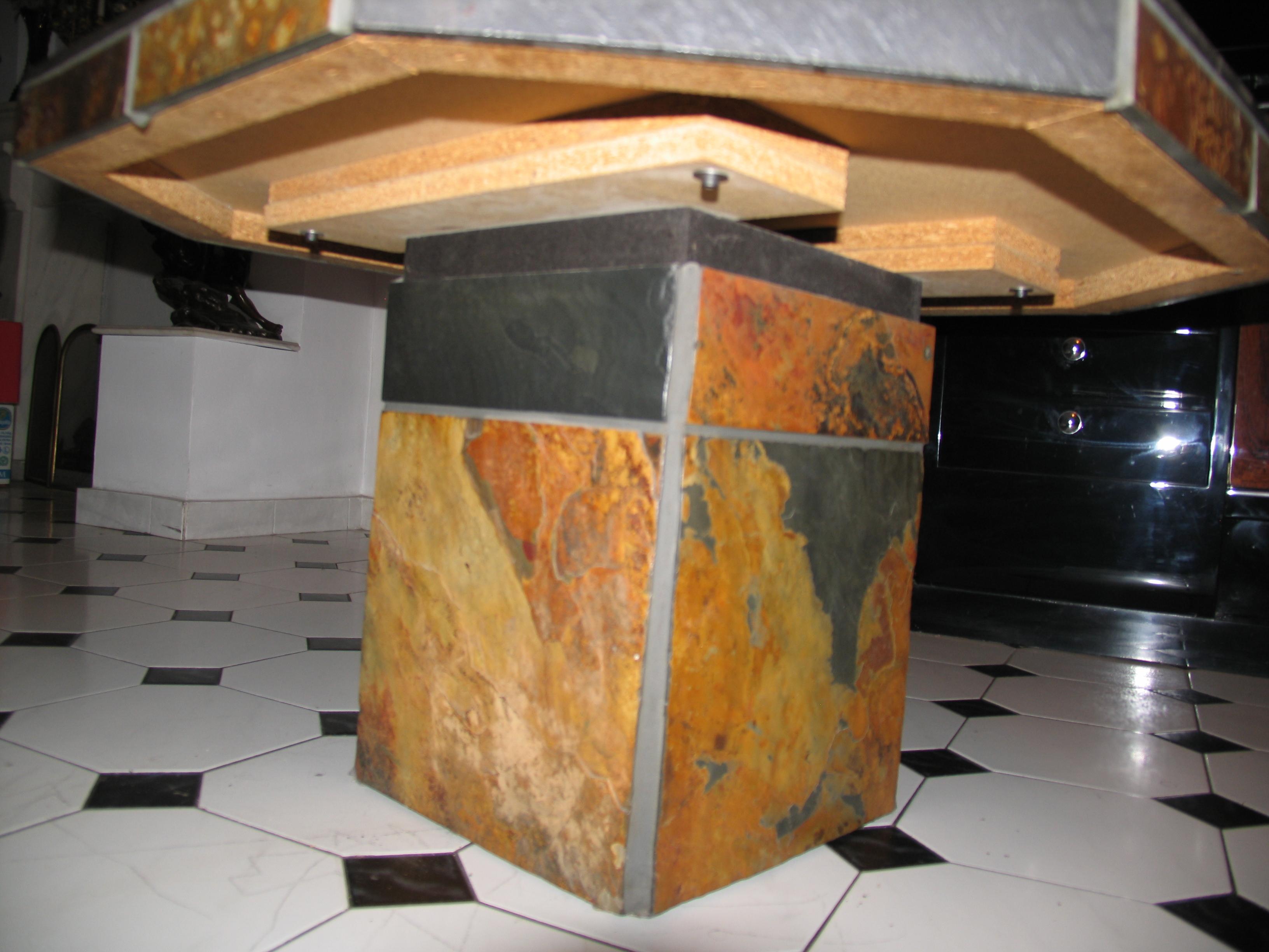 Mid-Century Modern Slate Stone Coffee Table Attributed to Paul Kingma For Sale 5
