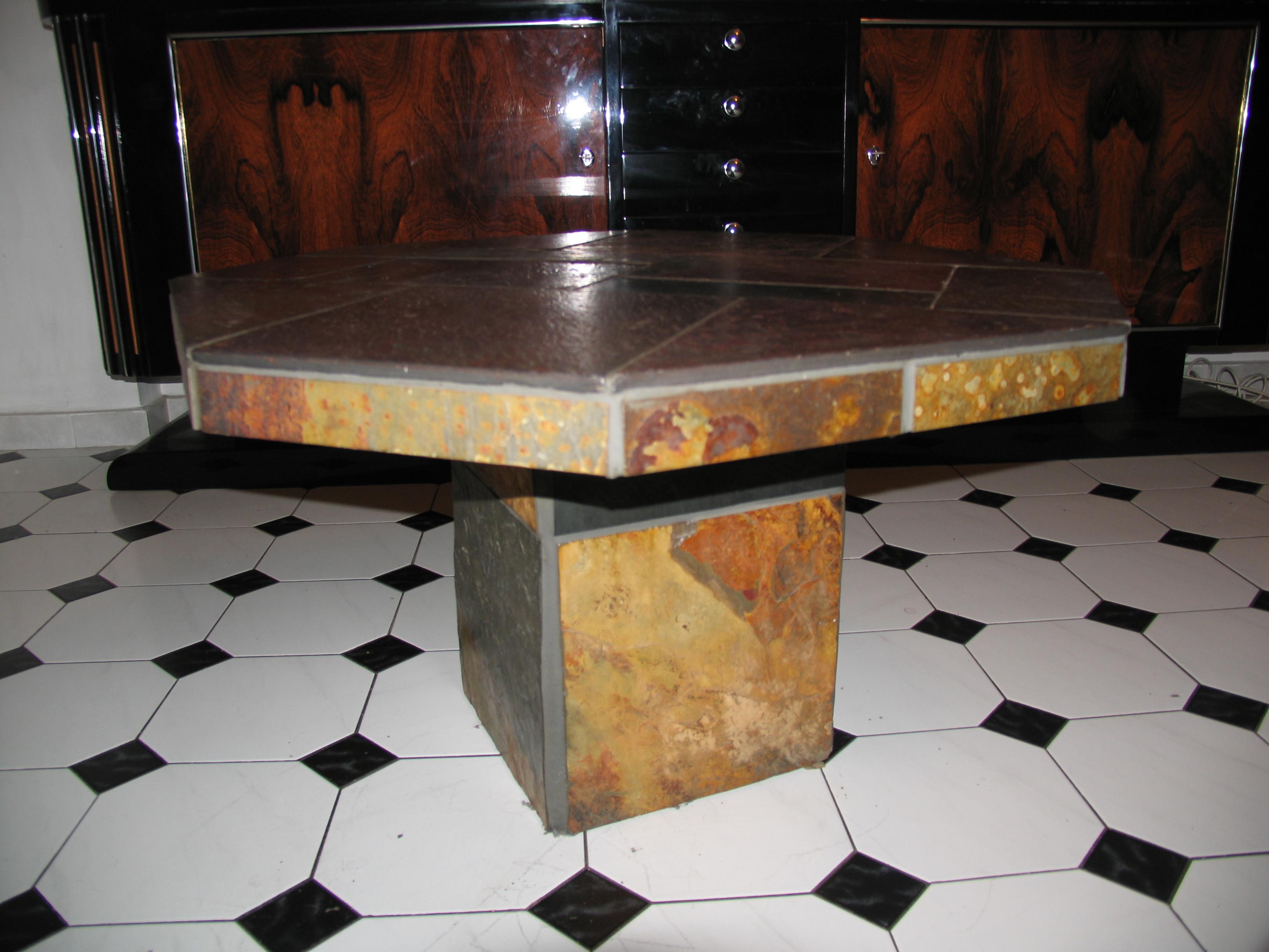 Mid-Century Modern Slate Stone Coffee Table Attributed to Paul Kingma For Sale 2