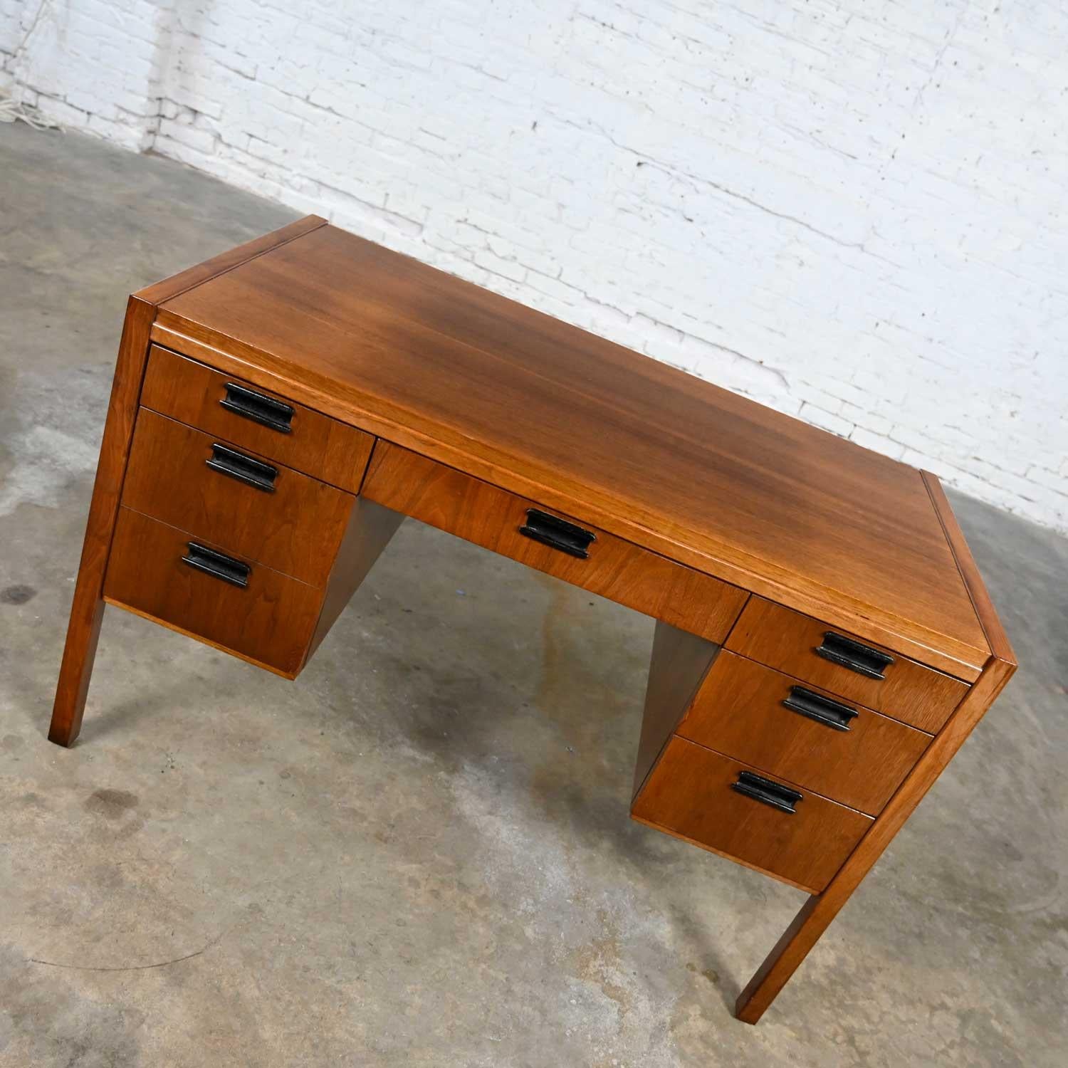 Mid-Century Modern Sligh Lowry Petite Walnut Veneer 6 Drawer Desk Cane Front 2