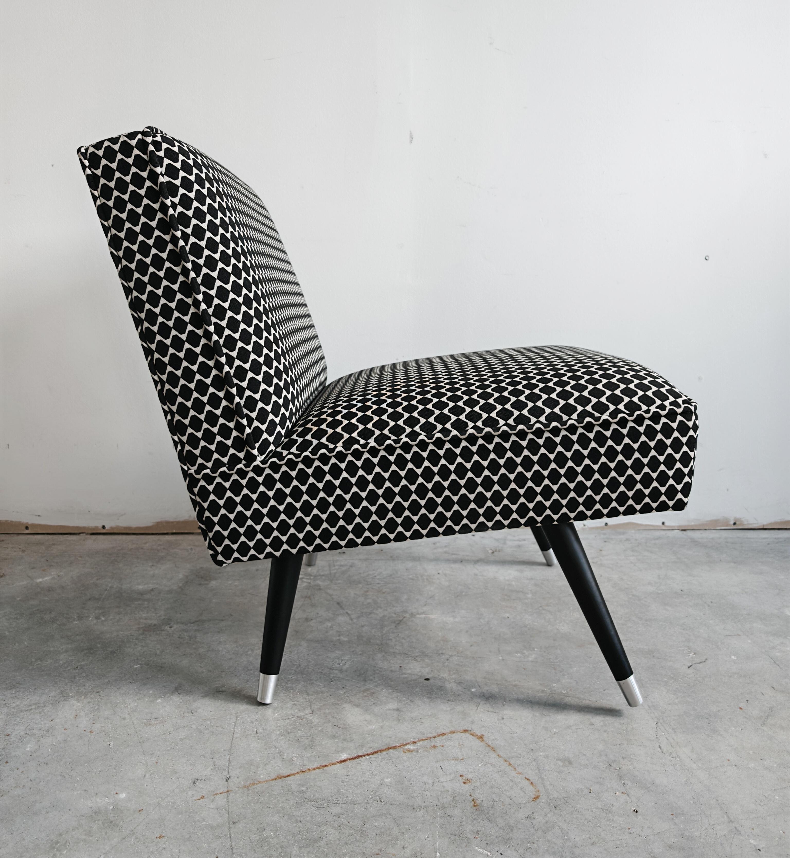 Sedia Fabrice moderna di metà secolo in tessuto di cotone geometrico, Jugoslavia, anni '50 In condizioni ottime in vendita a Beograd, RS