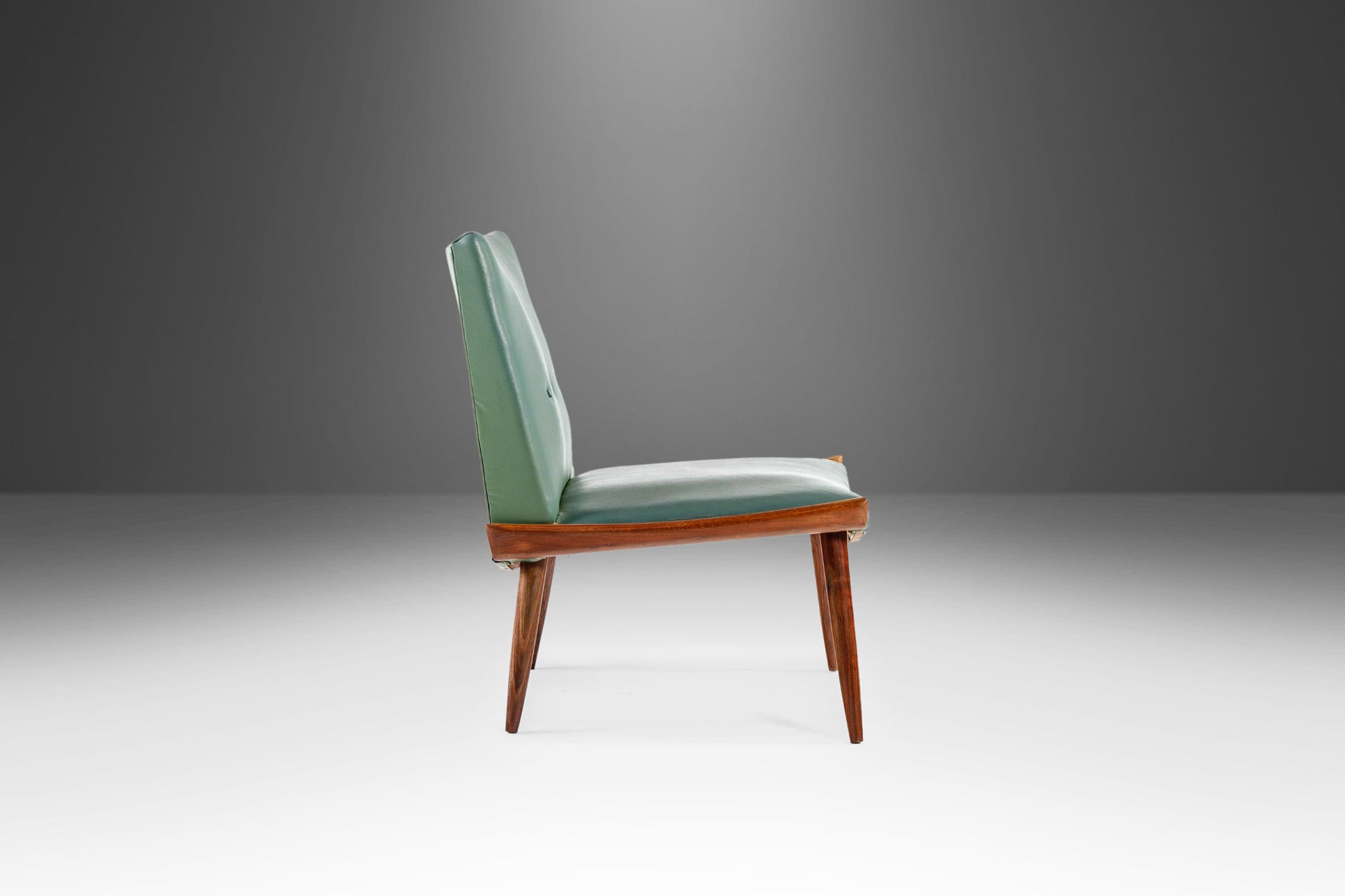 Mid-Century Modern MCM Slipper Chair in Walnut & Original Green Fabric by Kroehler, USA, c. 1960's For Sale