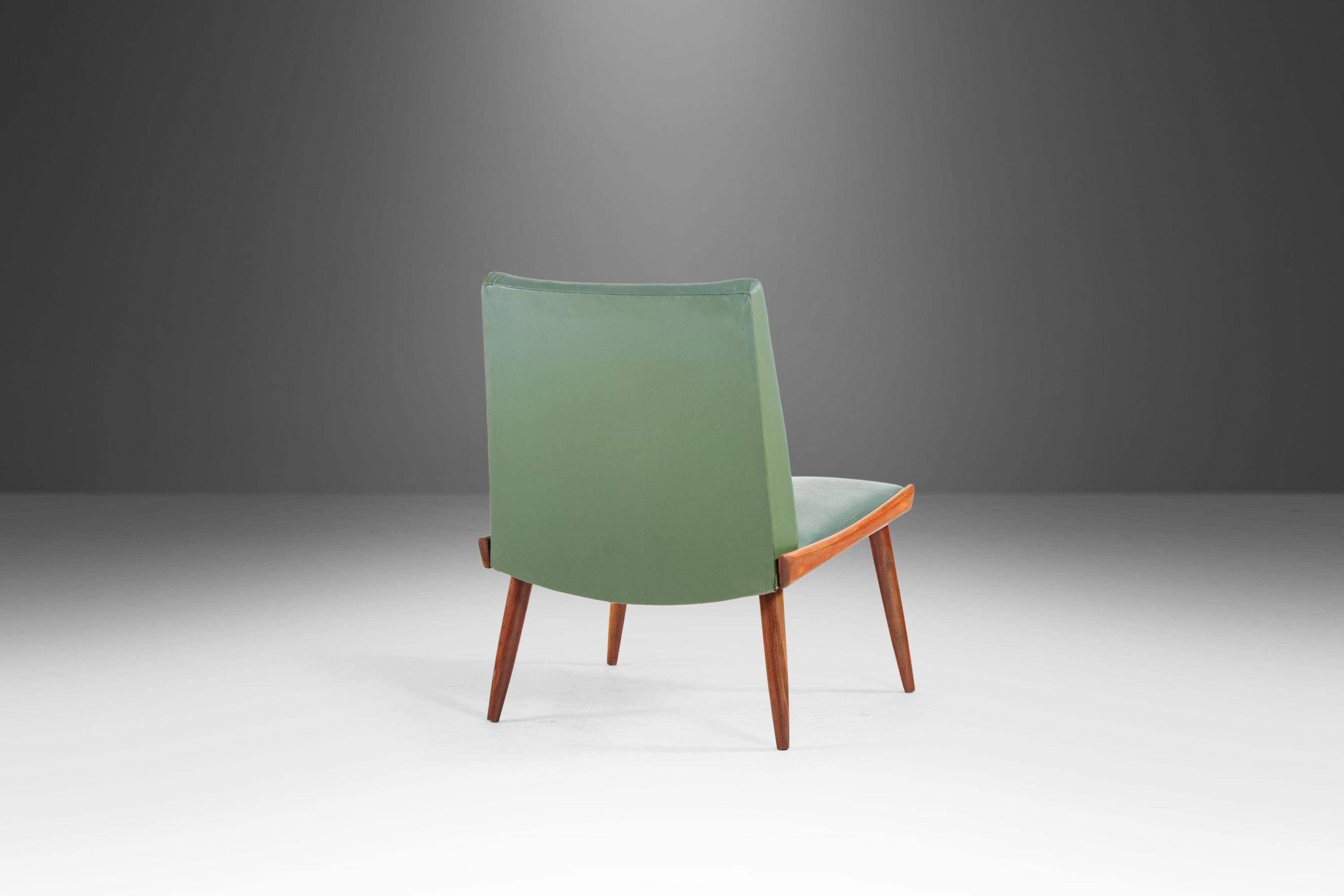 American MCM Slipper Chair in Walnut & Original Green Fabric by Kroehler, USA, c. 1960's For Sale
