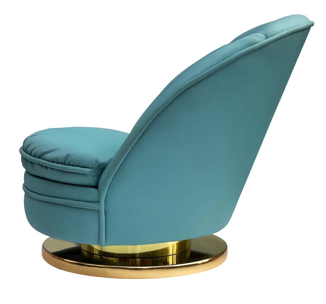 Mid-Century Modern Slipper Lounge Chair by Milo Baughman with Brass Swivel Base For Sale 2