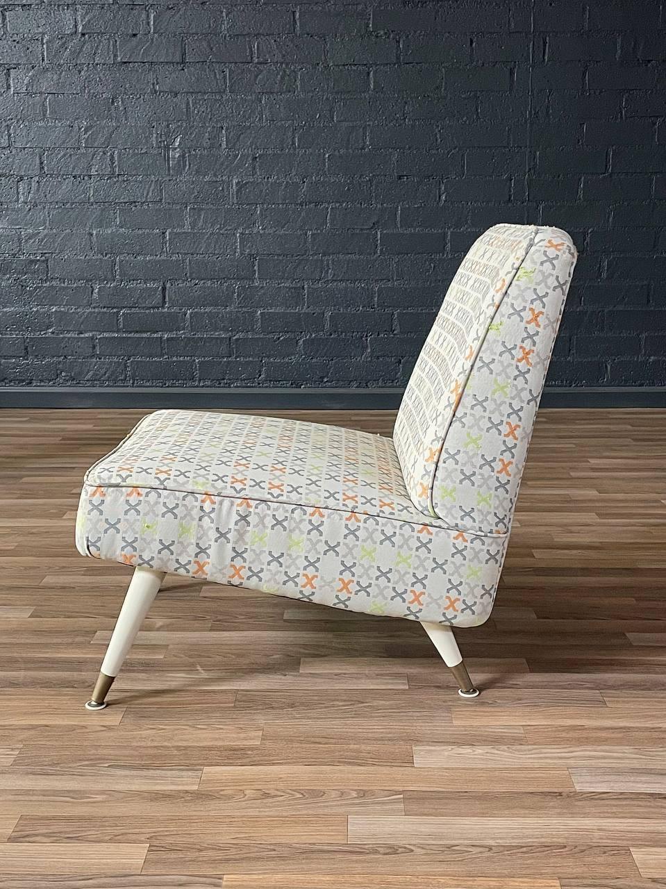Mid-20th Century Mid-Century Modern Slipper Lounge Chair For Sale