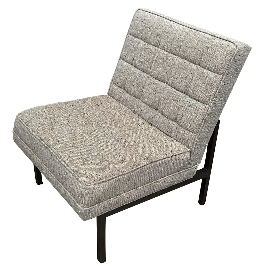 Moderne Sessel ohne Armlehne aus grauem Tweed mit Bronzerahmen aus der Mitte des Jahrhunderts im Angebot 3