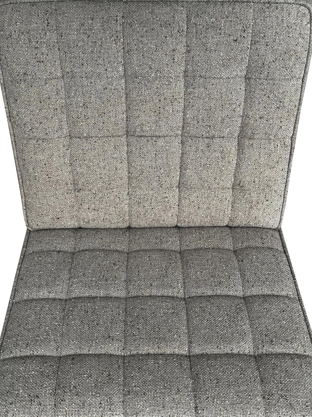 Moderne Sessel ohne Armlehne aus grauem Tweed mit Bronzerahmen aus der Mitte des Jahrhunderts im Angebot 7