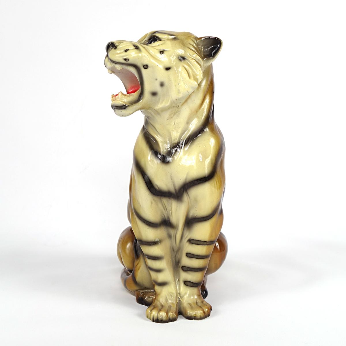 Italian Mid-Century Modern Small Ceramic Tiger in the Style of Ronzan