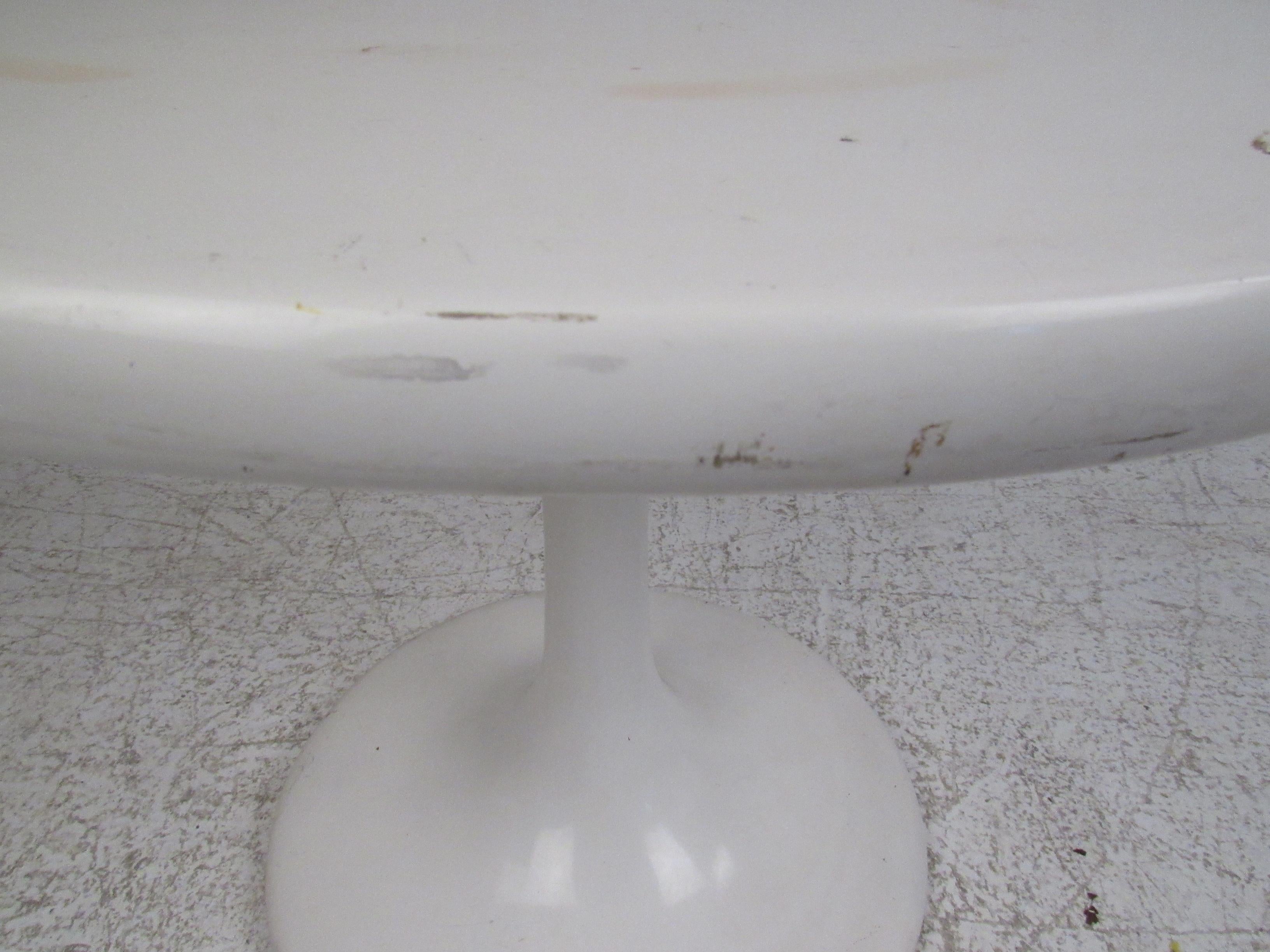 Fiberglass Mid-Century Modern Small Sculpted Chairs and Table