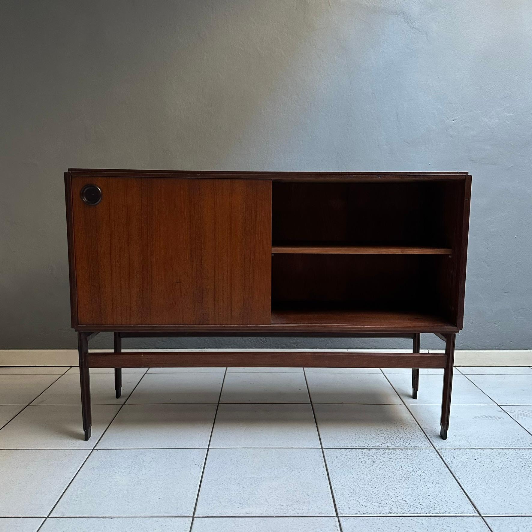 Teak Mid-Century Modern Small Sideboard from the 1960s, Italian manufacturing in teak For Sale