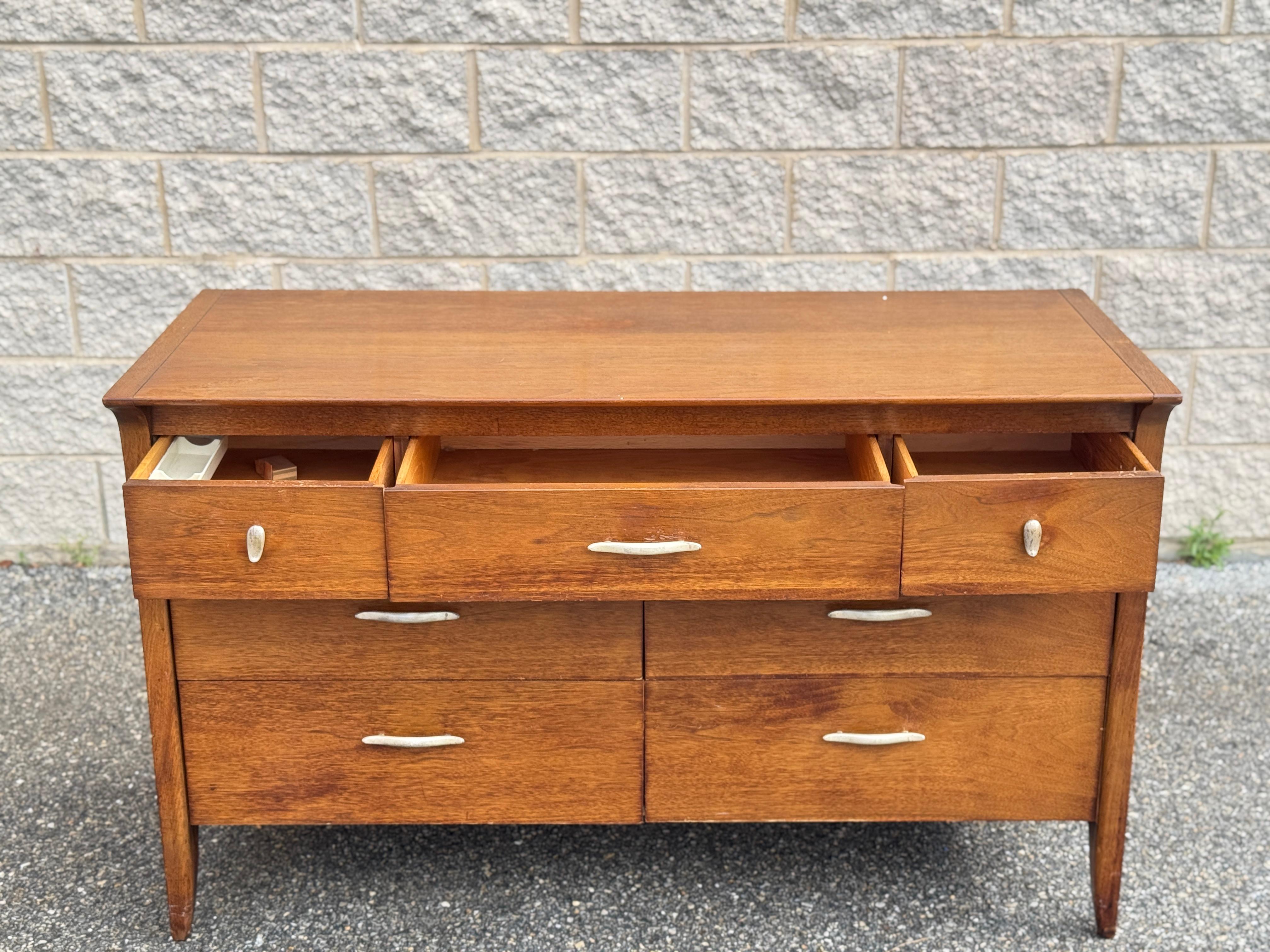 Mid-Century Modern Small Walnut Dresser by Drexel For Sale 2