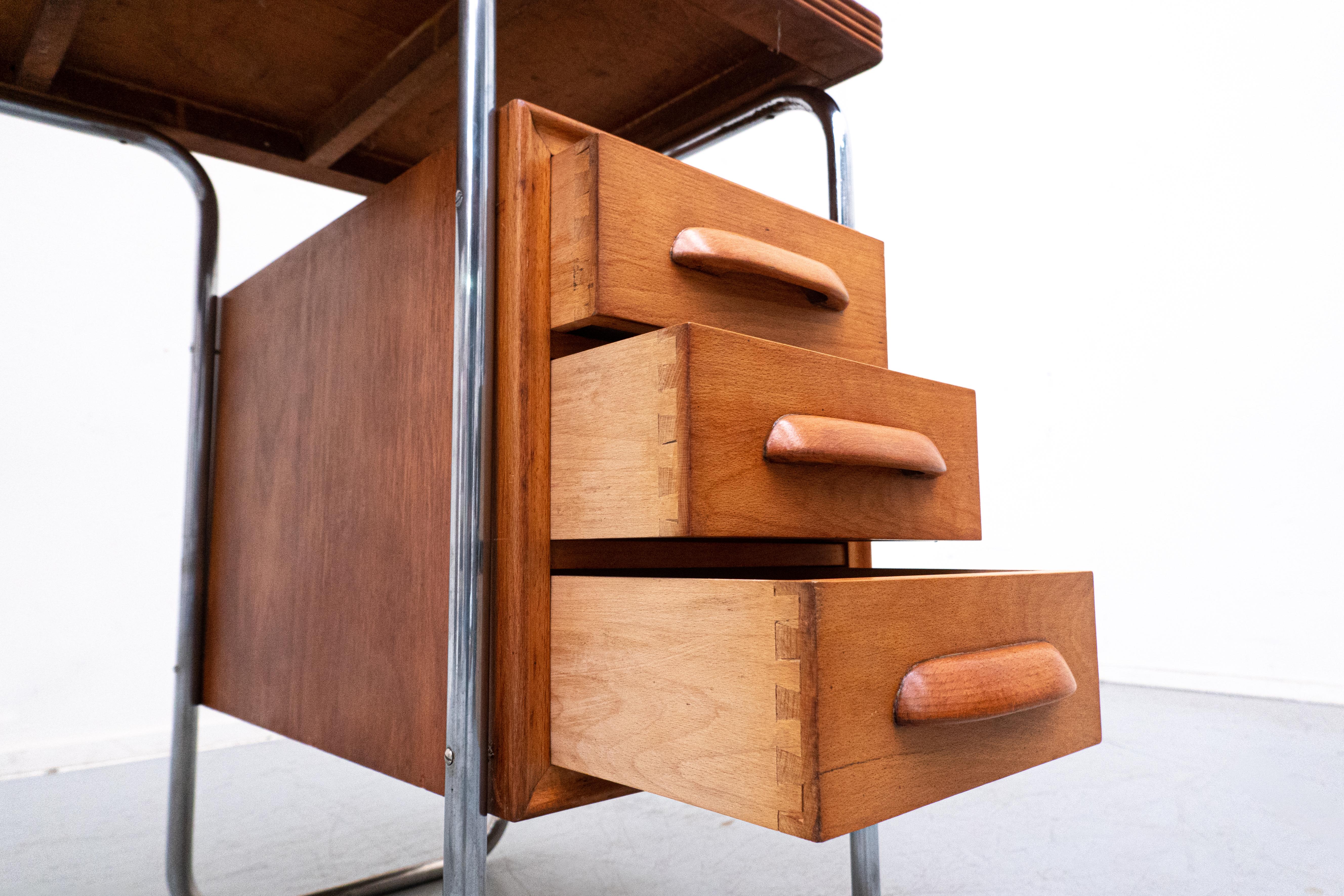 Mid-Century Modern Small Wooden Italian Desk by Antonio Ferretti, 1950s 3