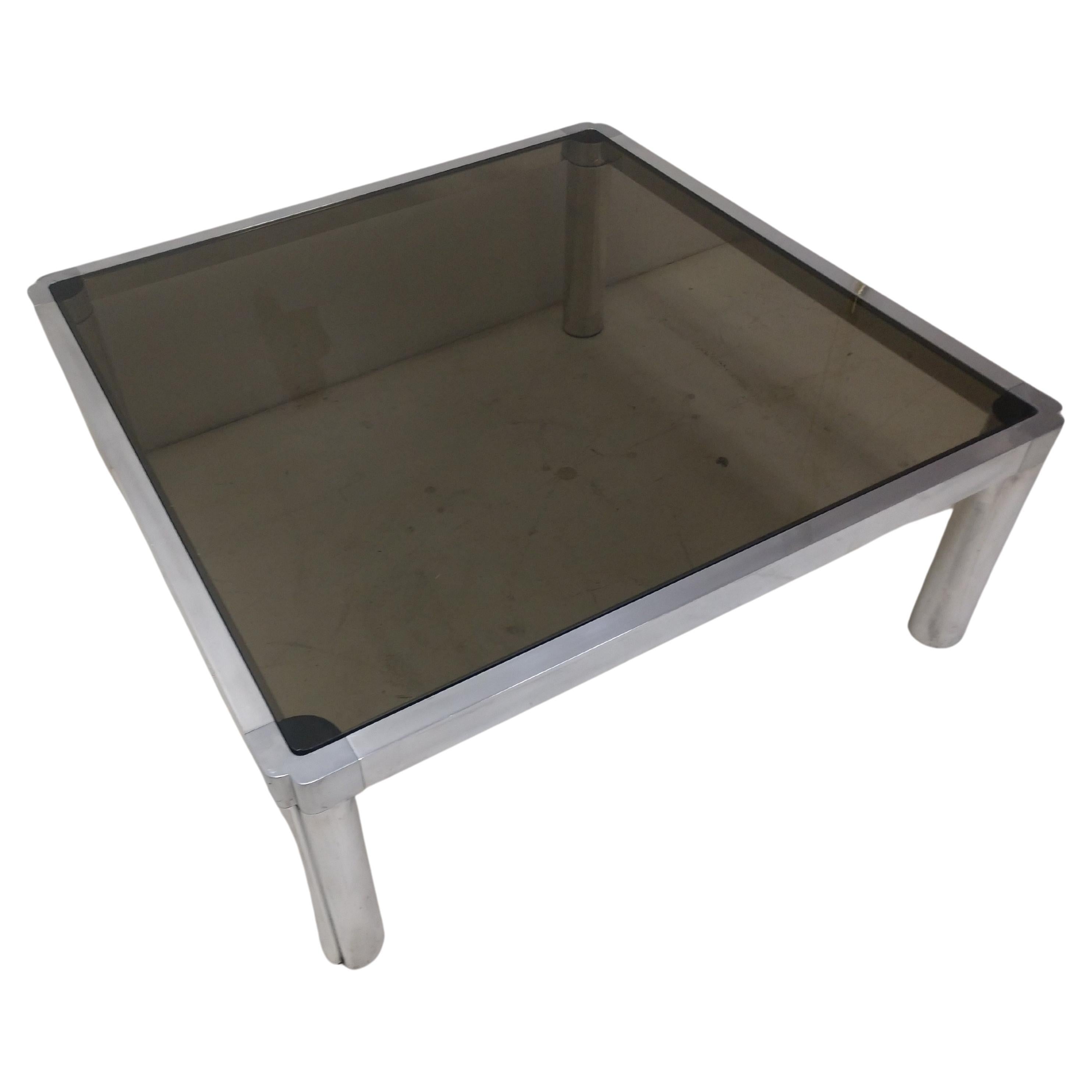 Americano Cocktail Tables in vetro fumé di Kho Liang per Artifort, un tavolo moderno di metà secolo in vendita