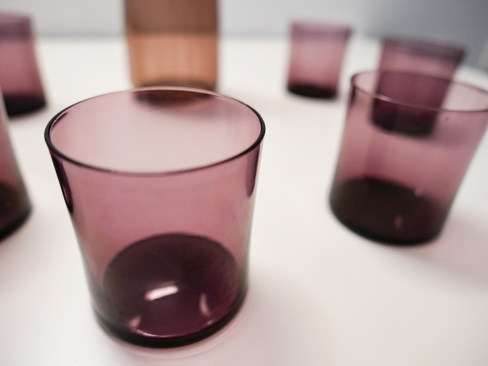 Mid-Century Modern Smoked Glass Purple Water Carafe & Drink Glasses, 1960s For Sale 6