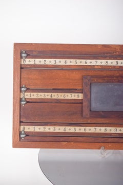 Mid Century Modern Snooker Marker