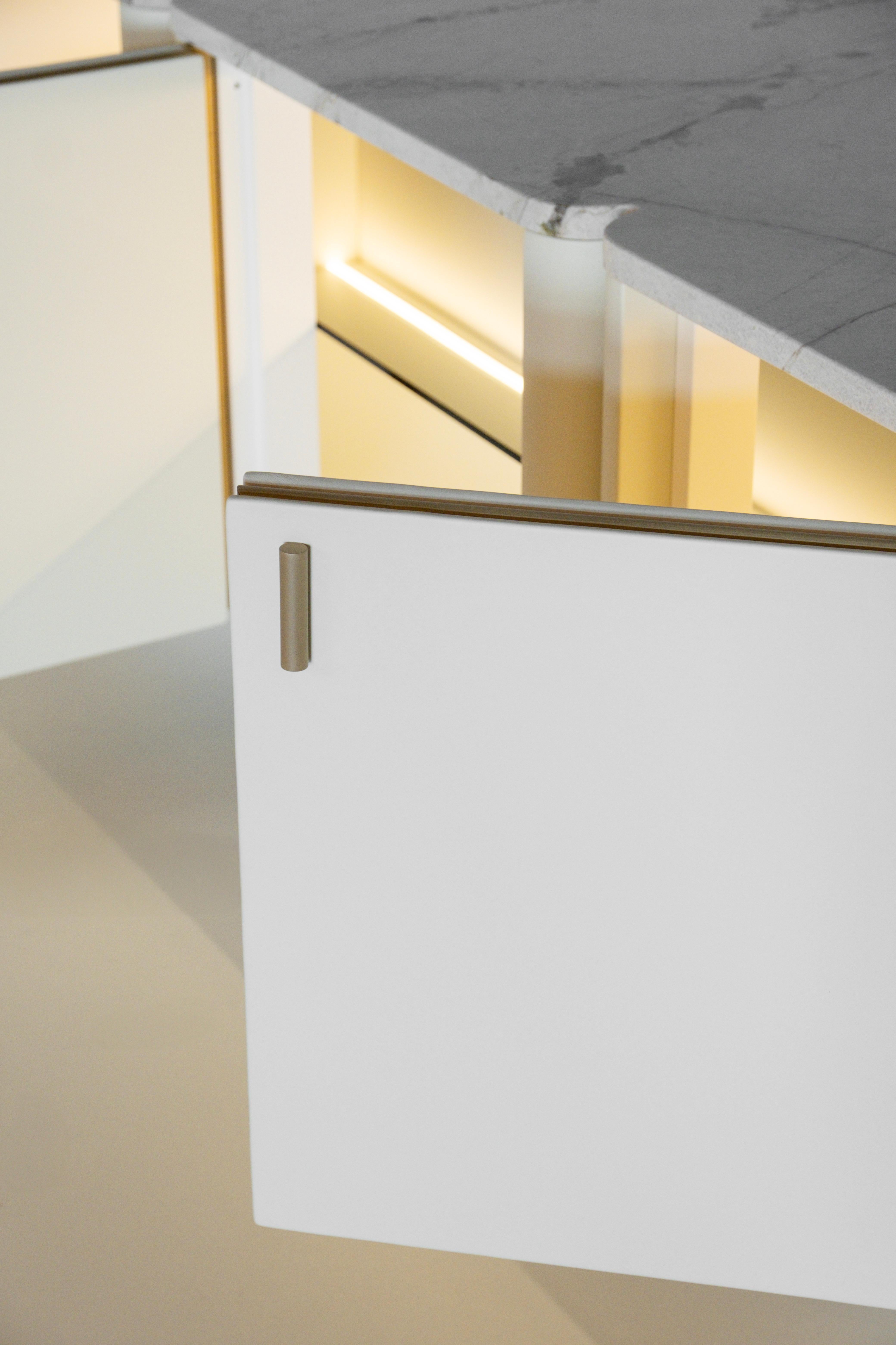 Credenza Socalco moderna di metà secolo, Patagonia, ottone, fatta a mano da Greenapple in vendita 6