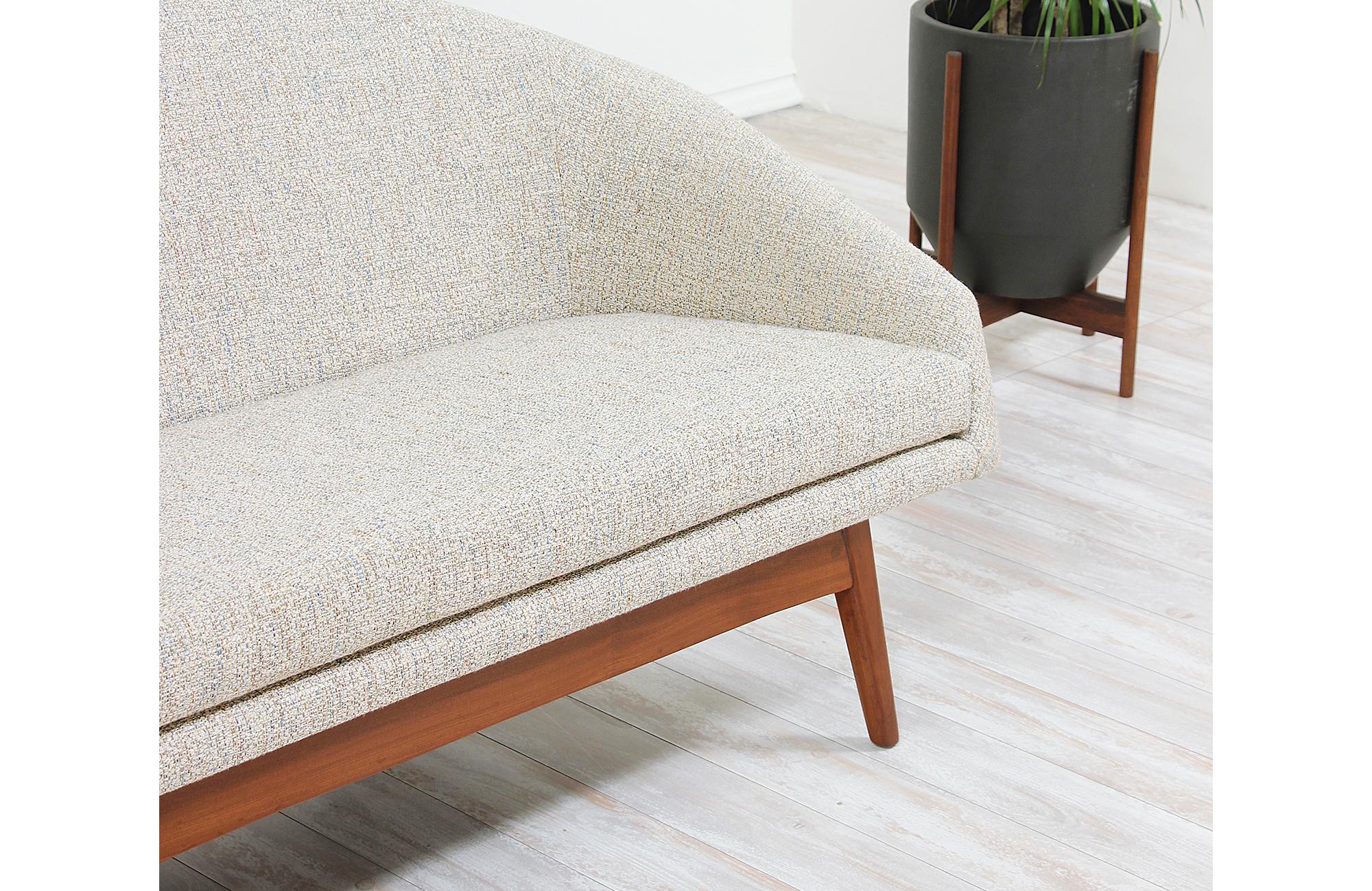 Mid-20th Century Mid-Century Modern Sofa by Jan Kuypers for Imperial