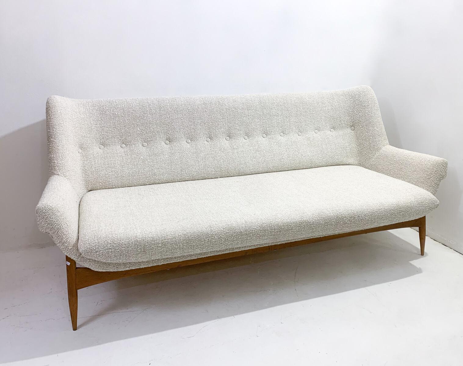 Mid-Century Modern Sofa by Julia Gaubek, Beige Upholstery, Hungary, 1950s For Sale 1