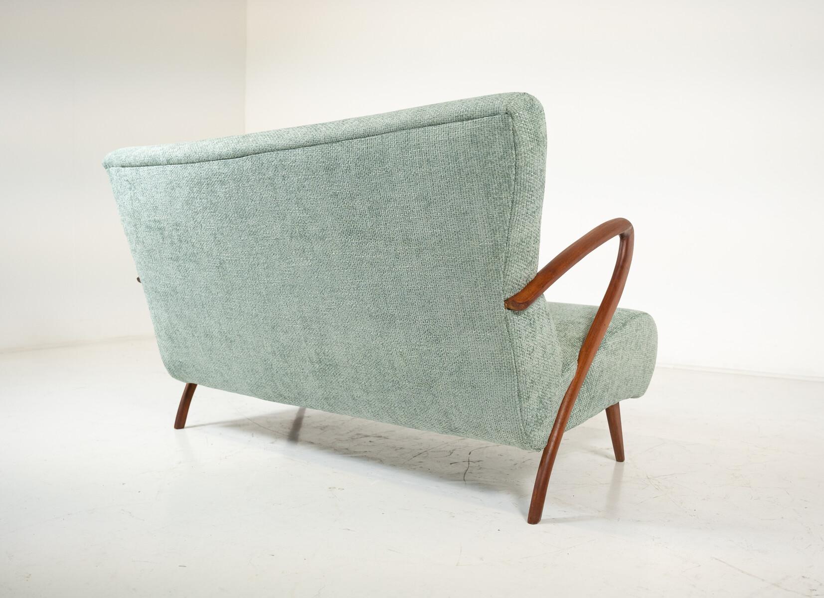 Canapé The Moderns dans le style de Paolo Buffa, Italie, années 1950 en vente 2
