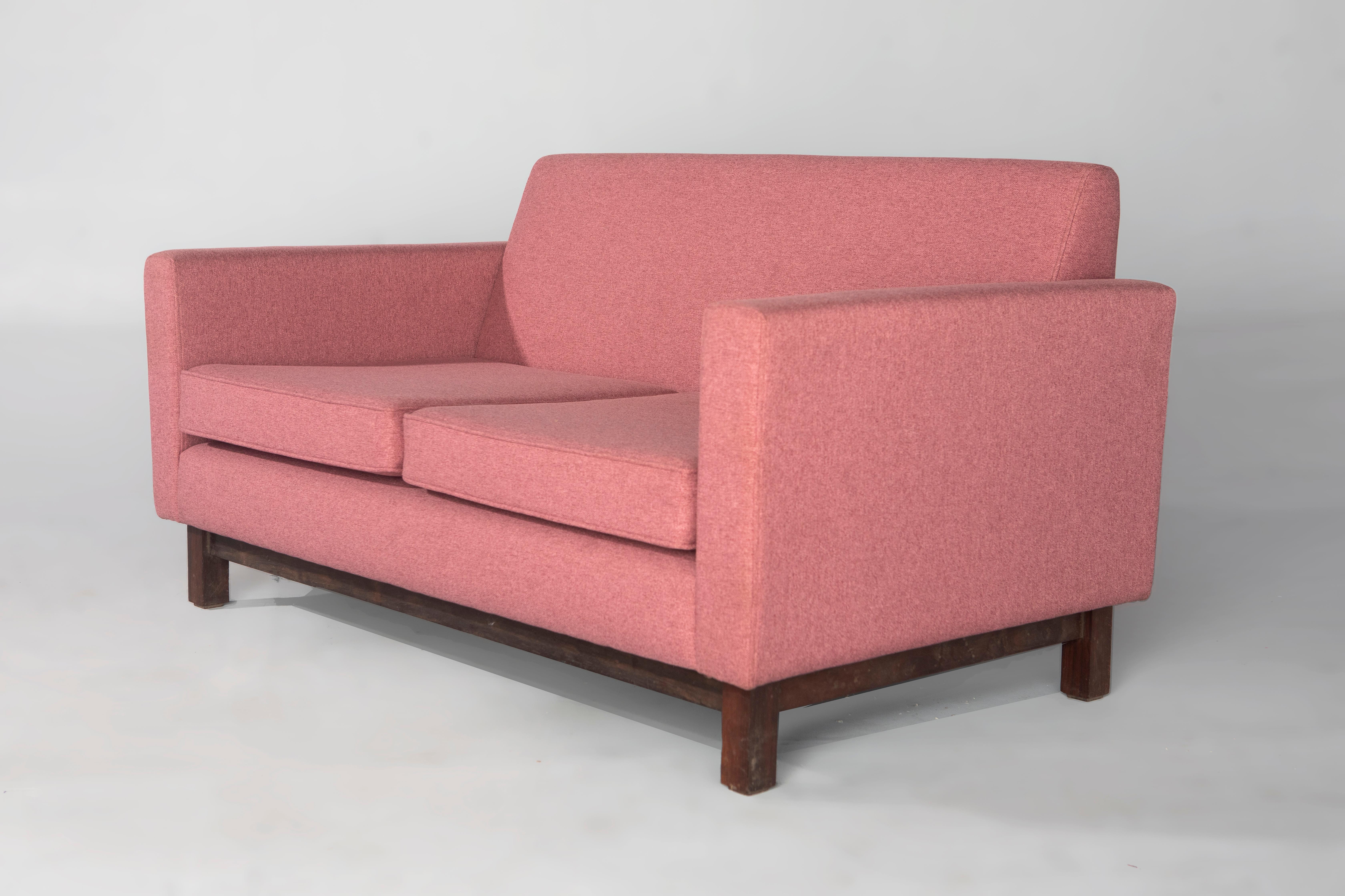 Mid-Century Modern Sofa by Sergio Rodrigues, Brazil 1960s In Good Condition For Sale In Deerfield Beach, FL