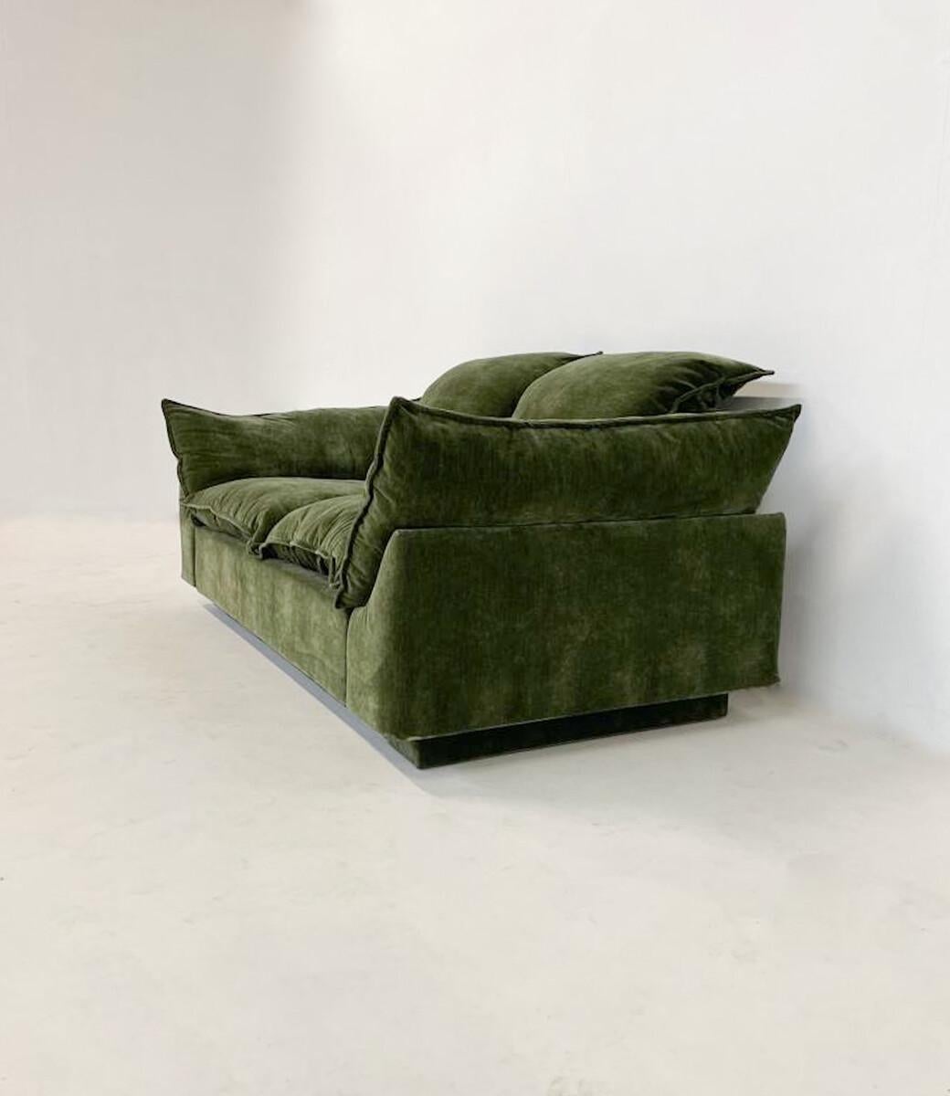 Late 20th Century Mid-Century Modern Sofa 