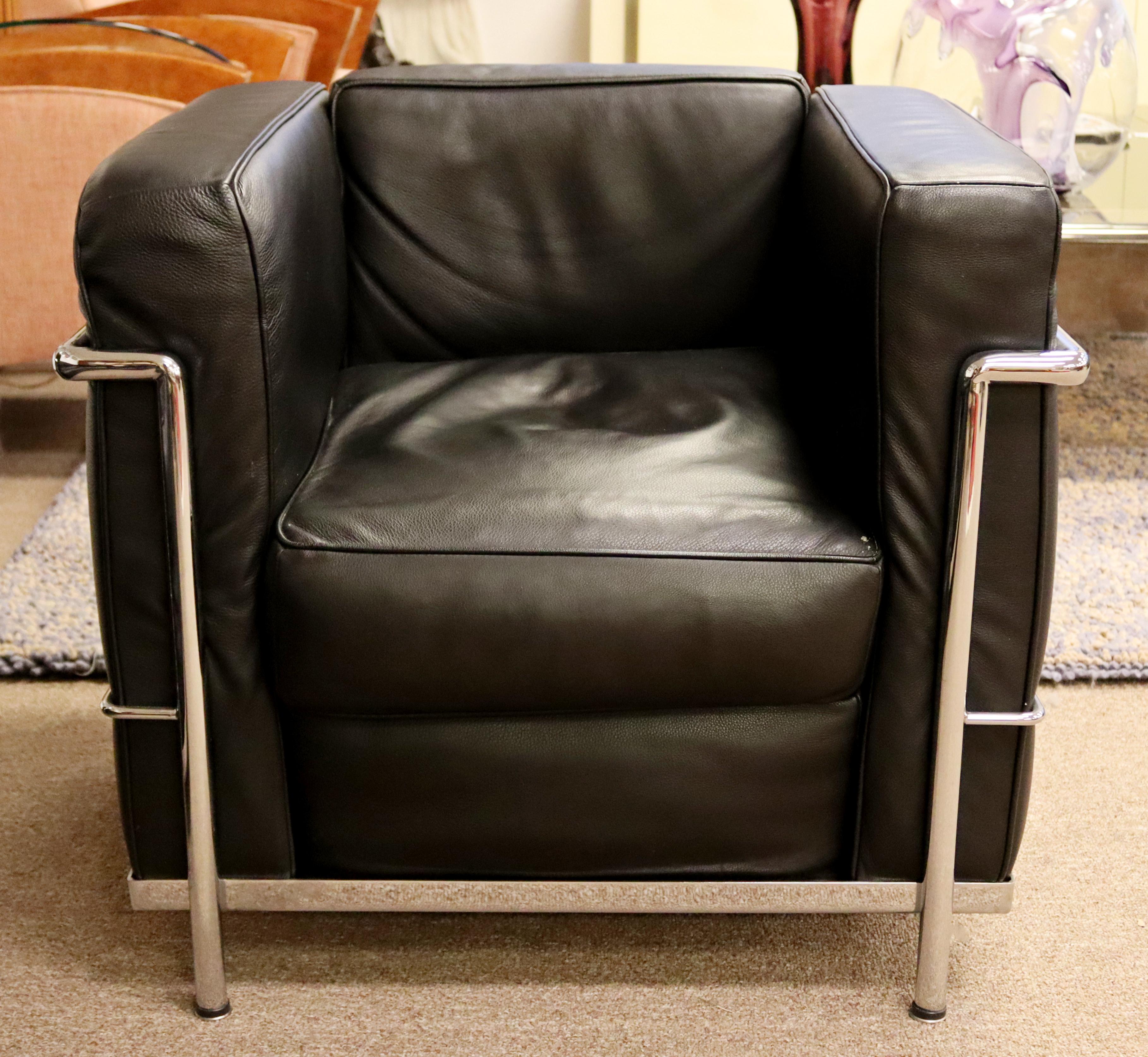 Late 20th Century Mid-Century Modern Sofa Chair Set Corbusier Style Chrome Black Leather Italy 70s