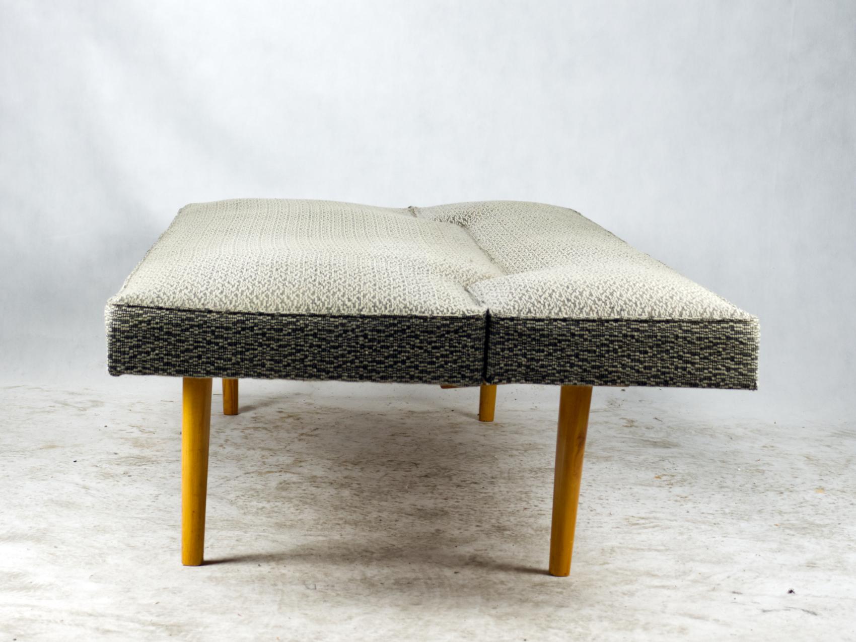 Mid-Century Modern Mid Century Modern Sofa Daybed by Miroslav Navratil, Czechoslovakia, 1960s