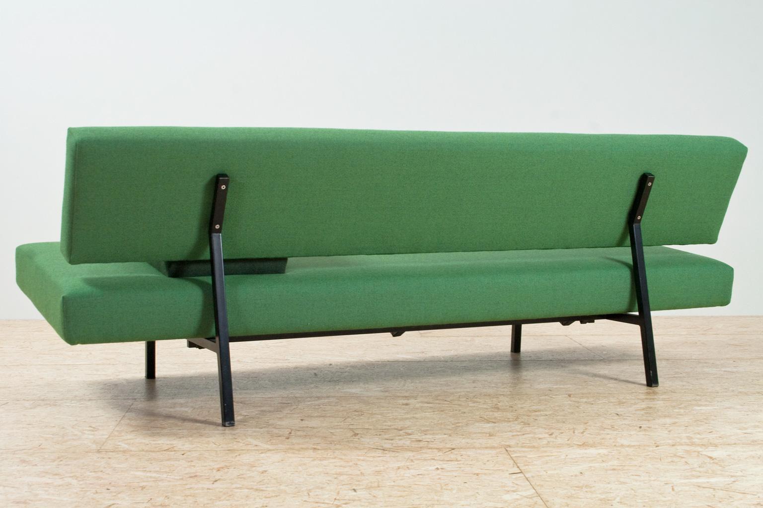 Dutch Mid-Century Modern Sofa Daybed in Forest Green by Martin Visser, Spectrum, 1960s