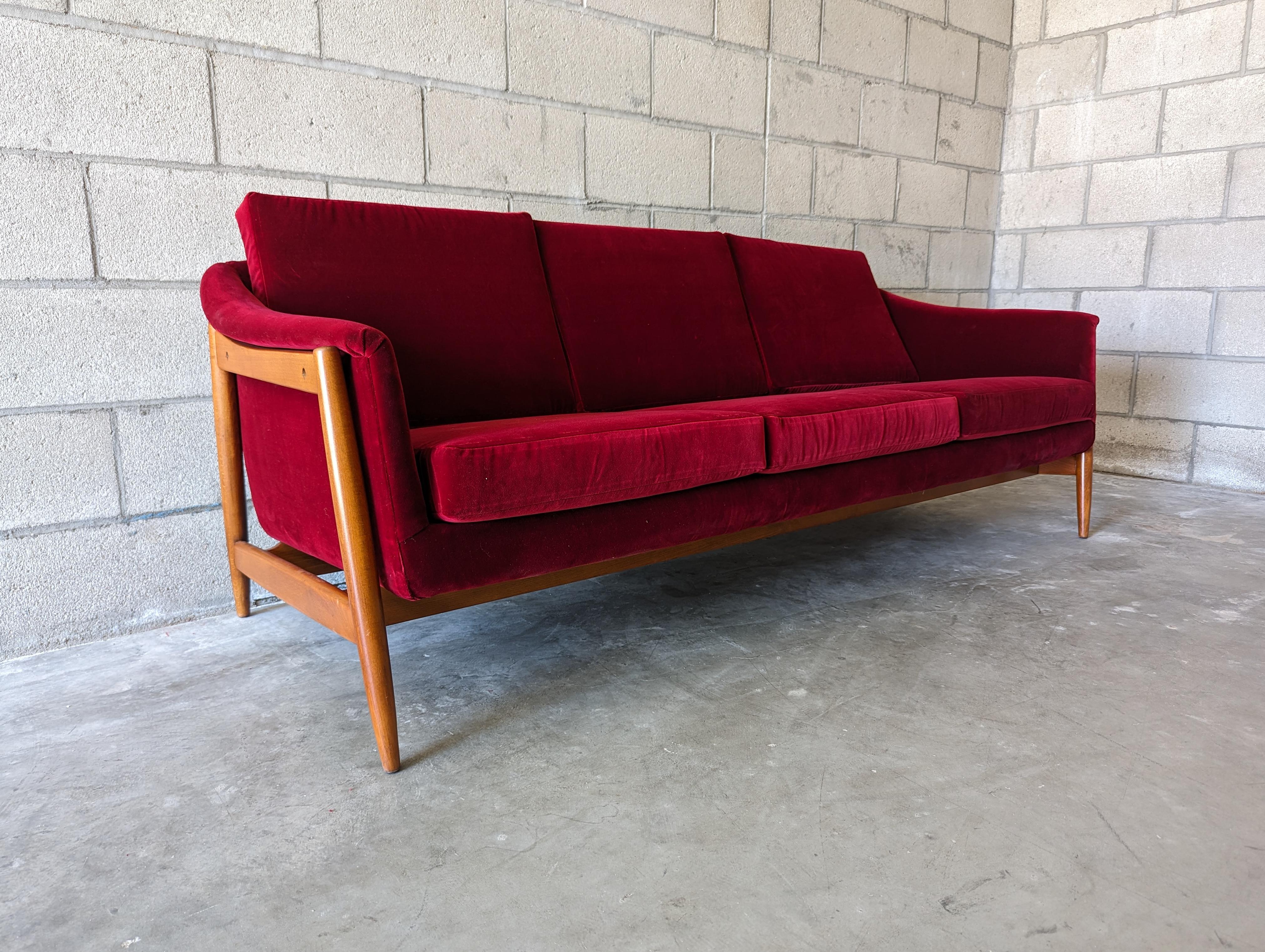 Mid-20th Century Mid Century Modern Sofa Designed by Folke Ohlsson for Dux of Sweden, c1960s