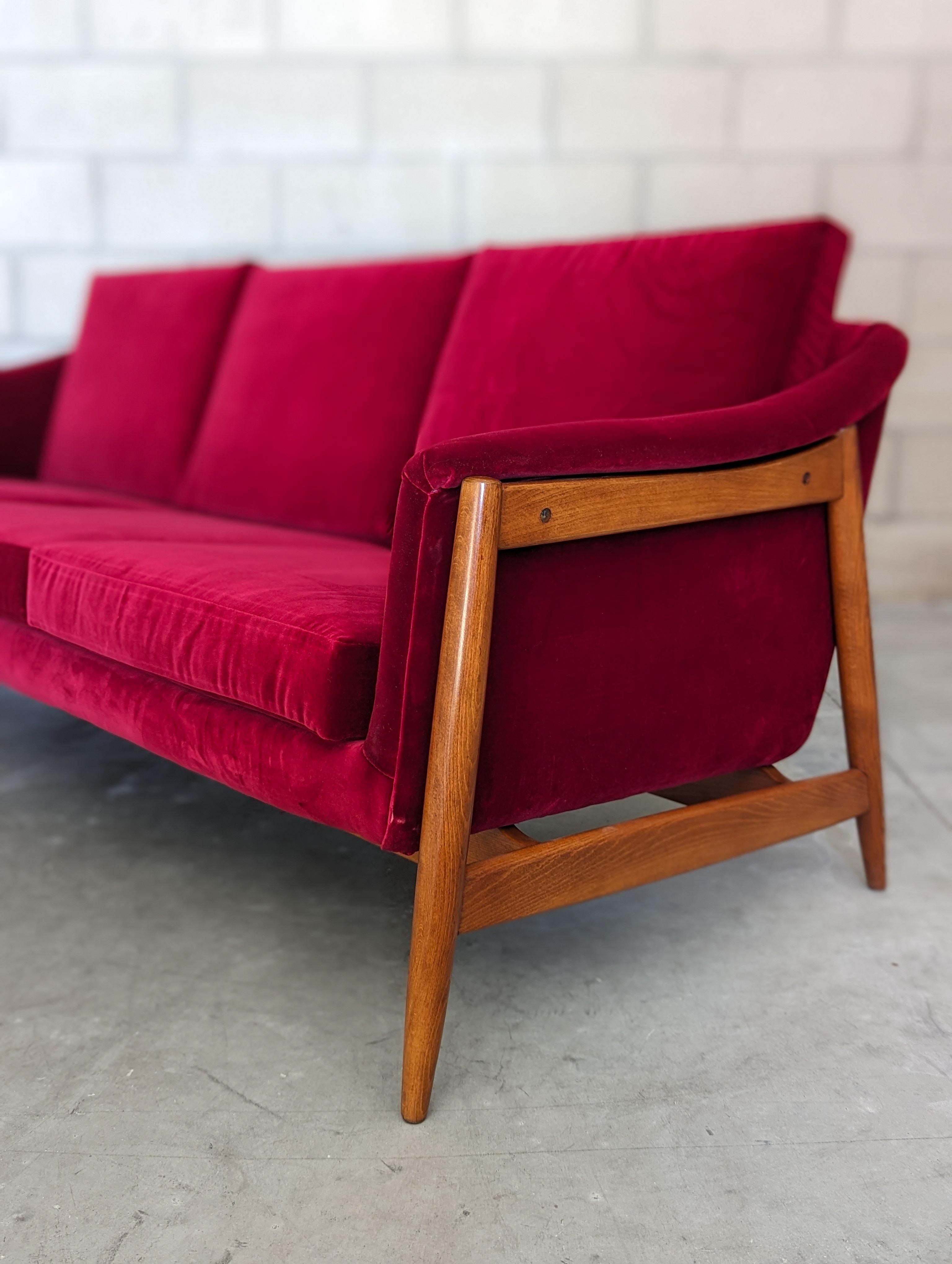 Mid Century Modern Sofa Designed by Folke Ohlsson for Dux of Sweden, c1960s 1