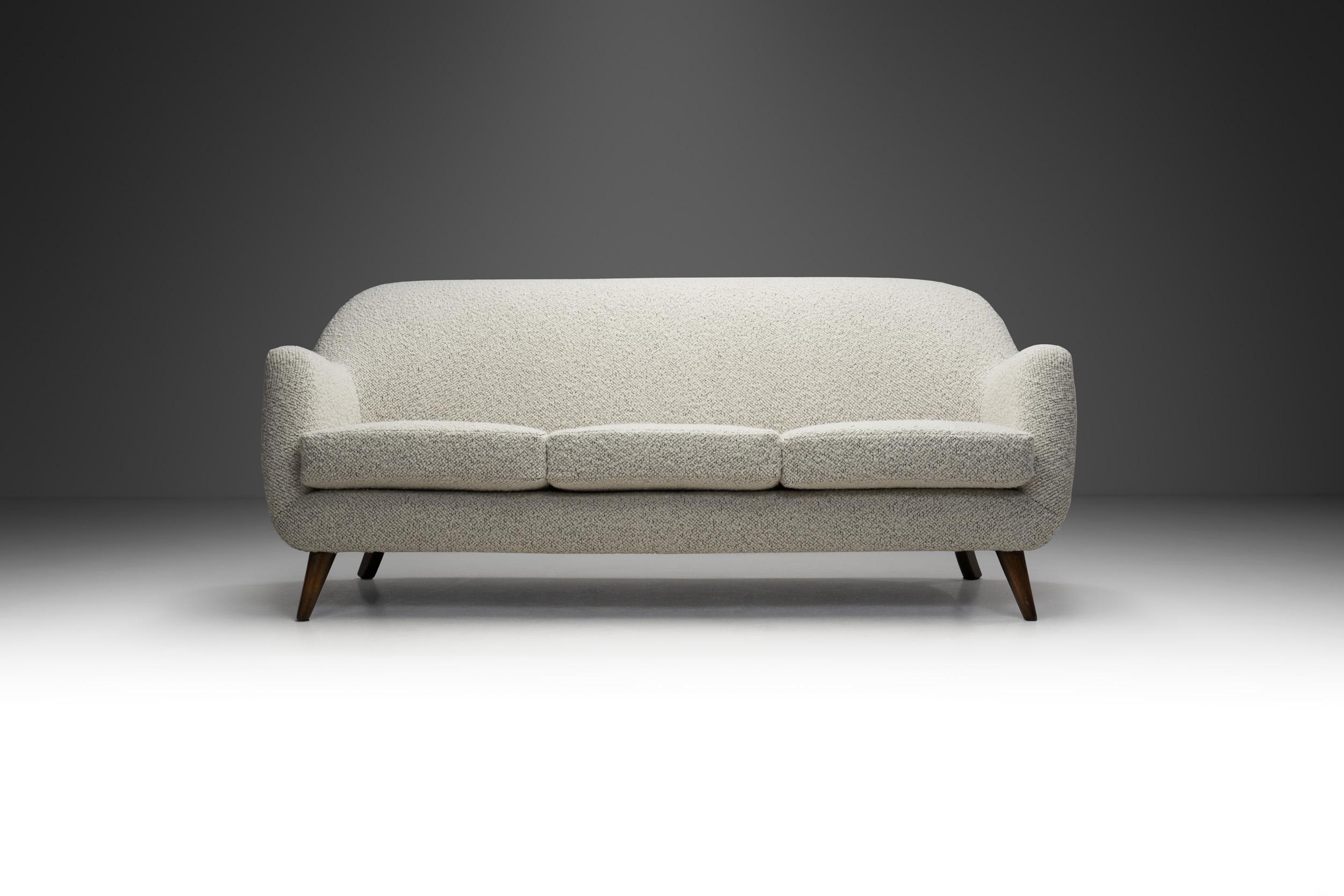 European Mid-Century Modern Sofa, Europe ca 1950s For Sale