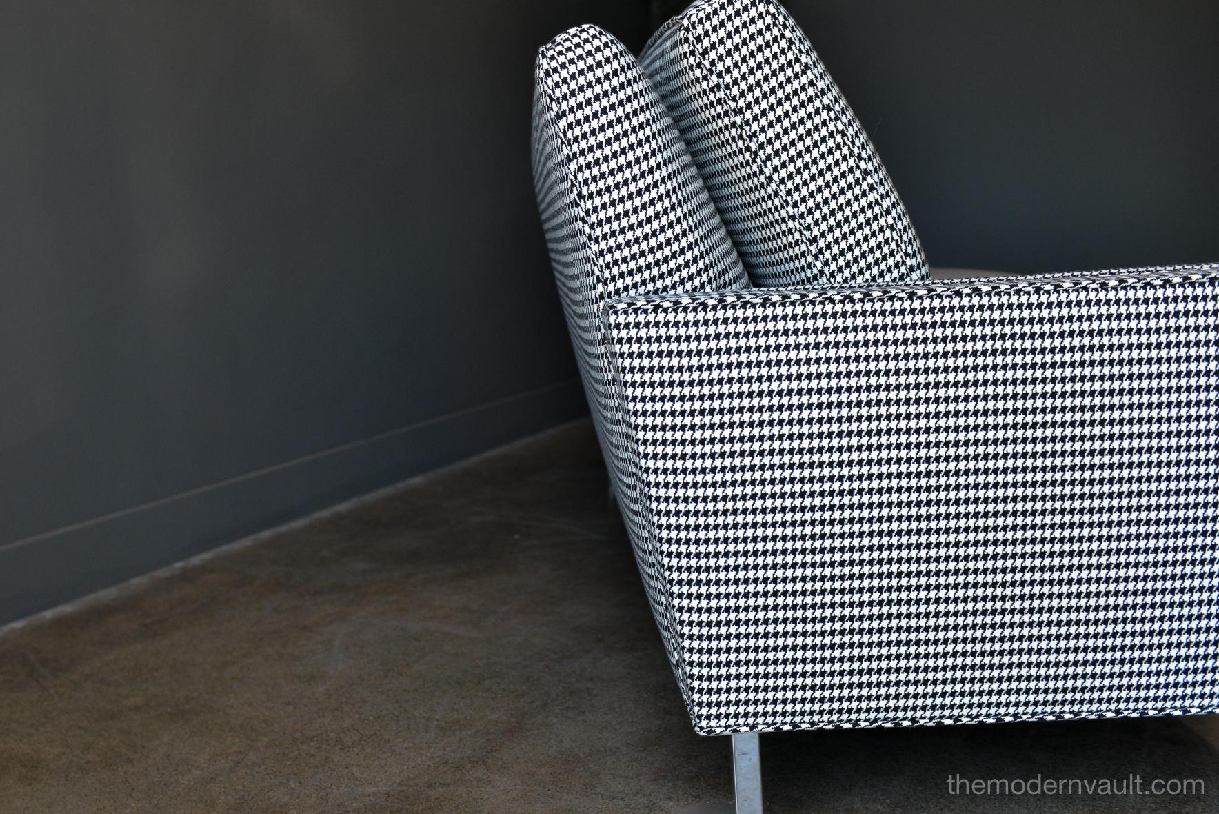 American Mid-Century Modern Sofa in Black and White Houndstooth, circa 1955