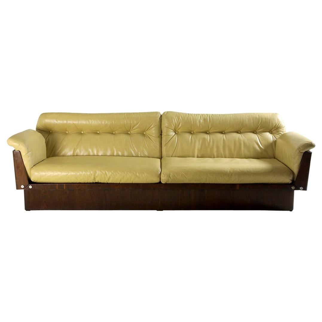 Mid-Century Modern Sofa in Hardwood and Leather by Lineart Móveis, Brazil 1960s