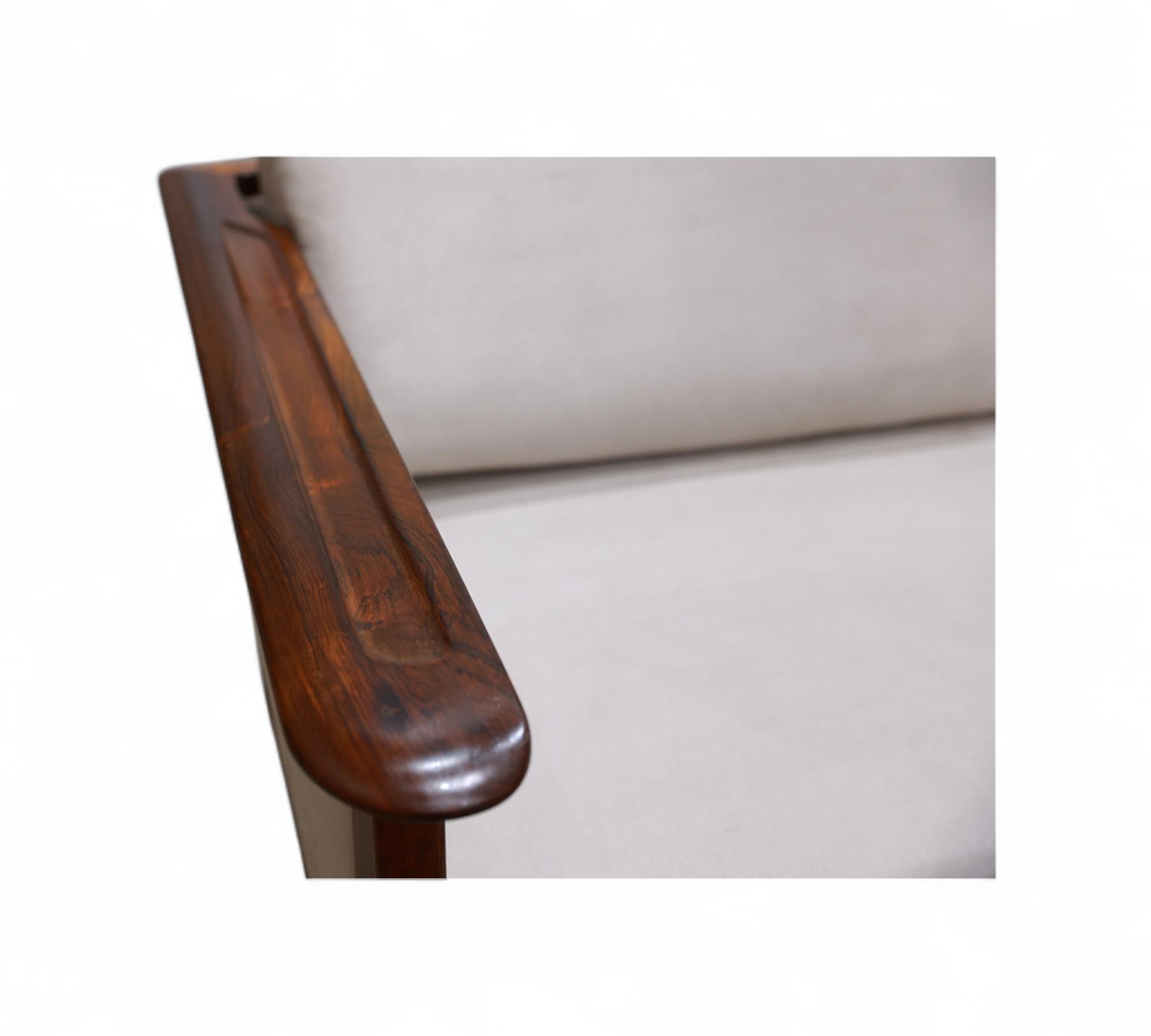 Mid-Century Modern Sofa in Hardwood & Fabric, Fatima, c. 1960 For Sale 5