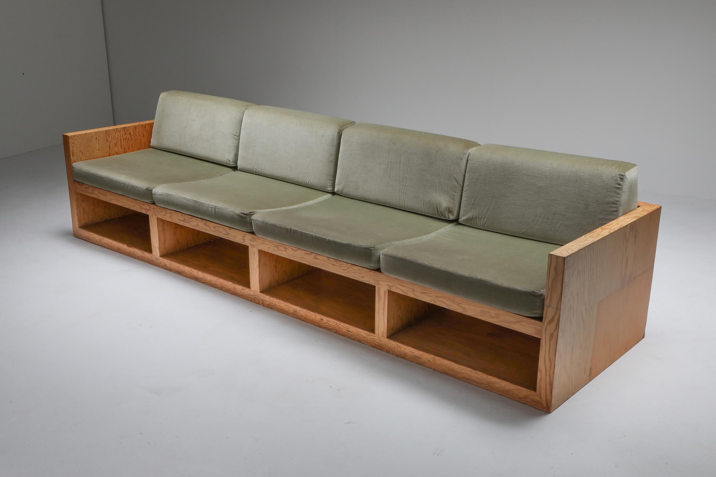 20th Century Mid-Century Modern Sofa in Pitch Pine and Velvet
