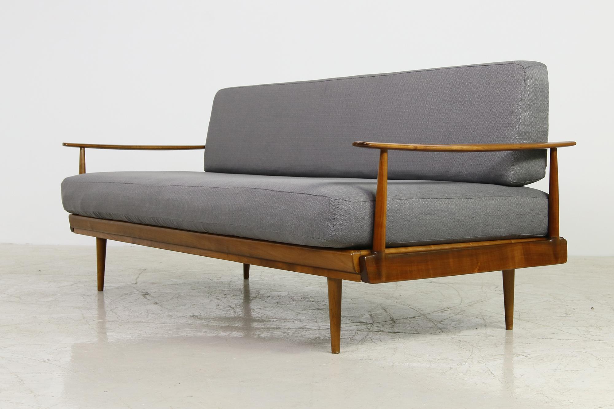 Beautiful 1960s sofa, beechwood, Knoll Antimott, made in Germany, new upholstery, new fabric, backrest adjustable. Mattress without the cushion is 190 x 80cm.