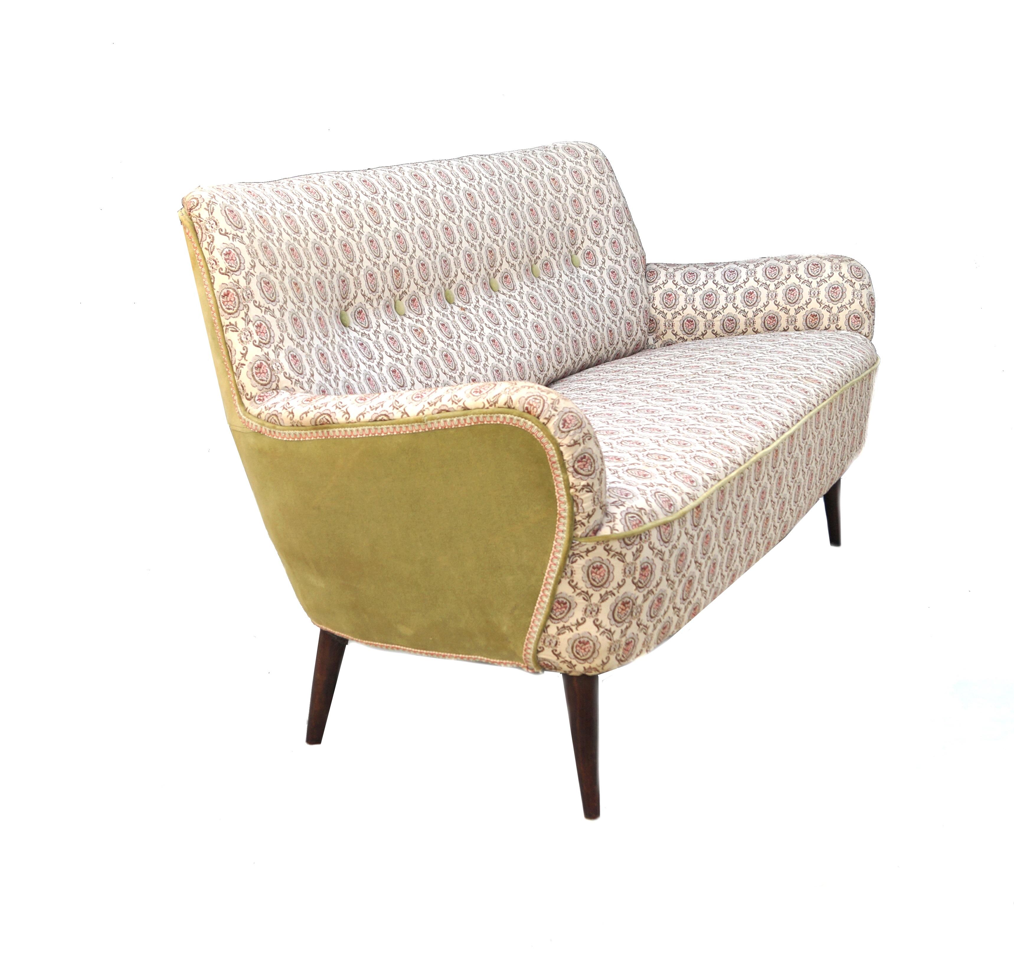 Mid-Century Modern Sofa Loveseat Settee Manner of Gio Ponti (Moderne der Mitte des Jahrhunderts)