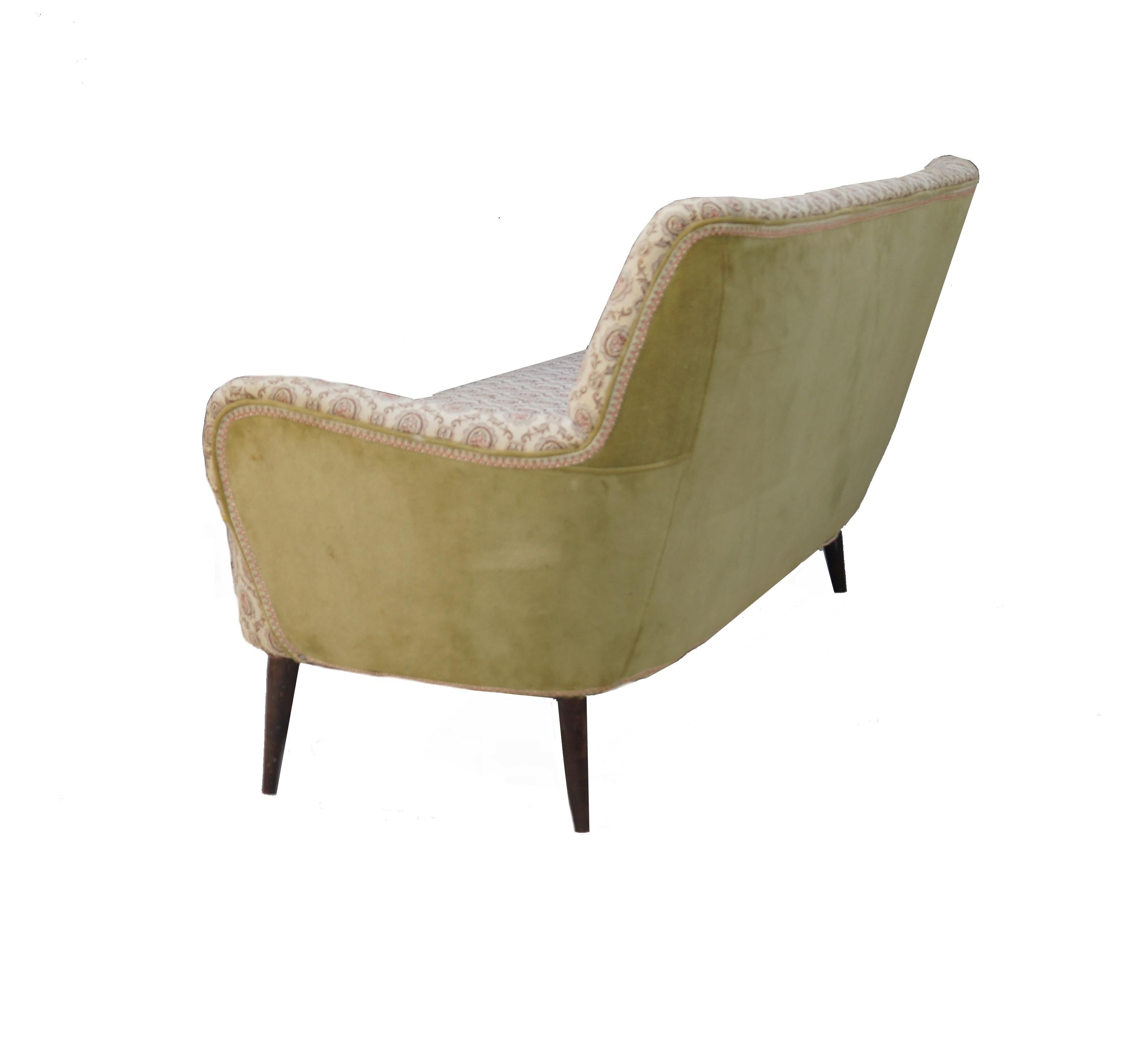 Other Mid-Century Modern Sofa Loveseat Settee Manner of Gio Ponti