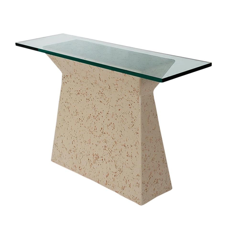 Américain Table de canapé ou table console moderne du milieu du siècle dernier en finition corail d'après Sirmos en vente
