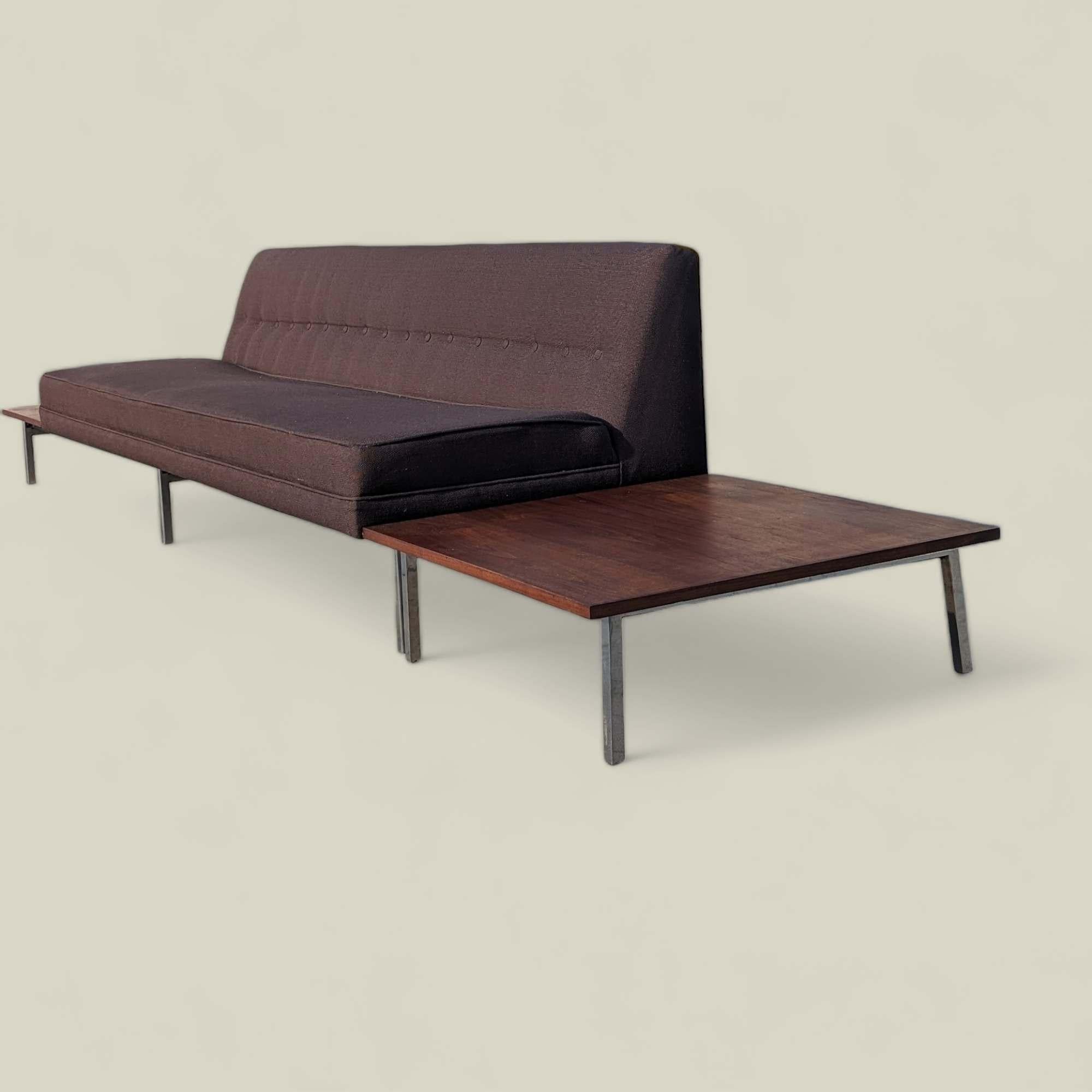 Canapé moderne du milieu du siècle avec tables d'appoint George Nelson pour Herman Miller en vente 6