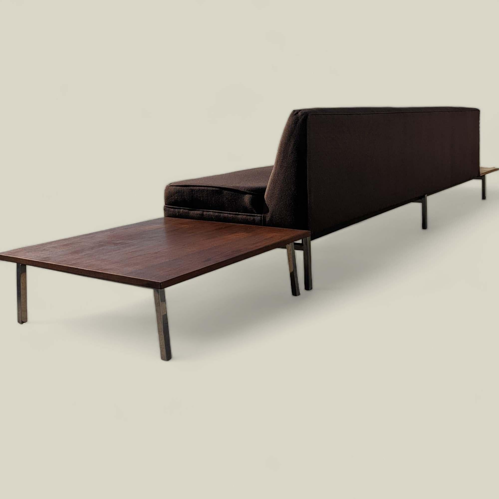 Américain Canapé moderne du milieu du siècle avec tables d'appoint George Nelson pour Herman Miller en vente